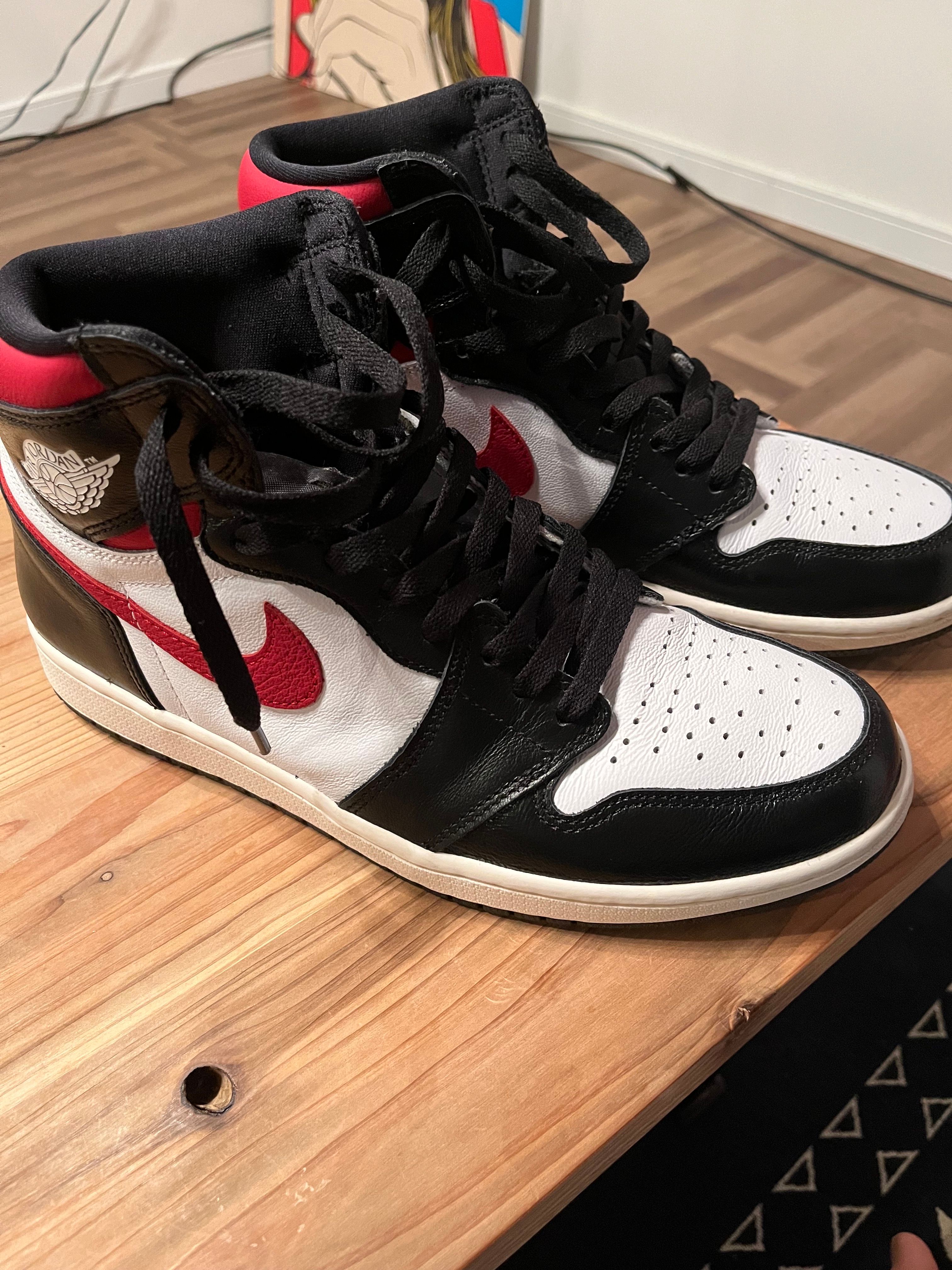Nike Air Jordan 1 Retro High "Black/White/Sail/Gym Red"    