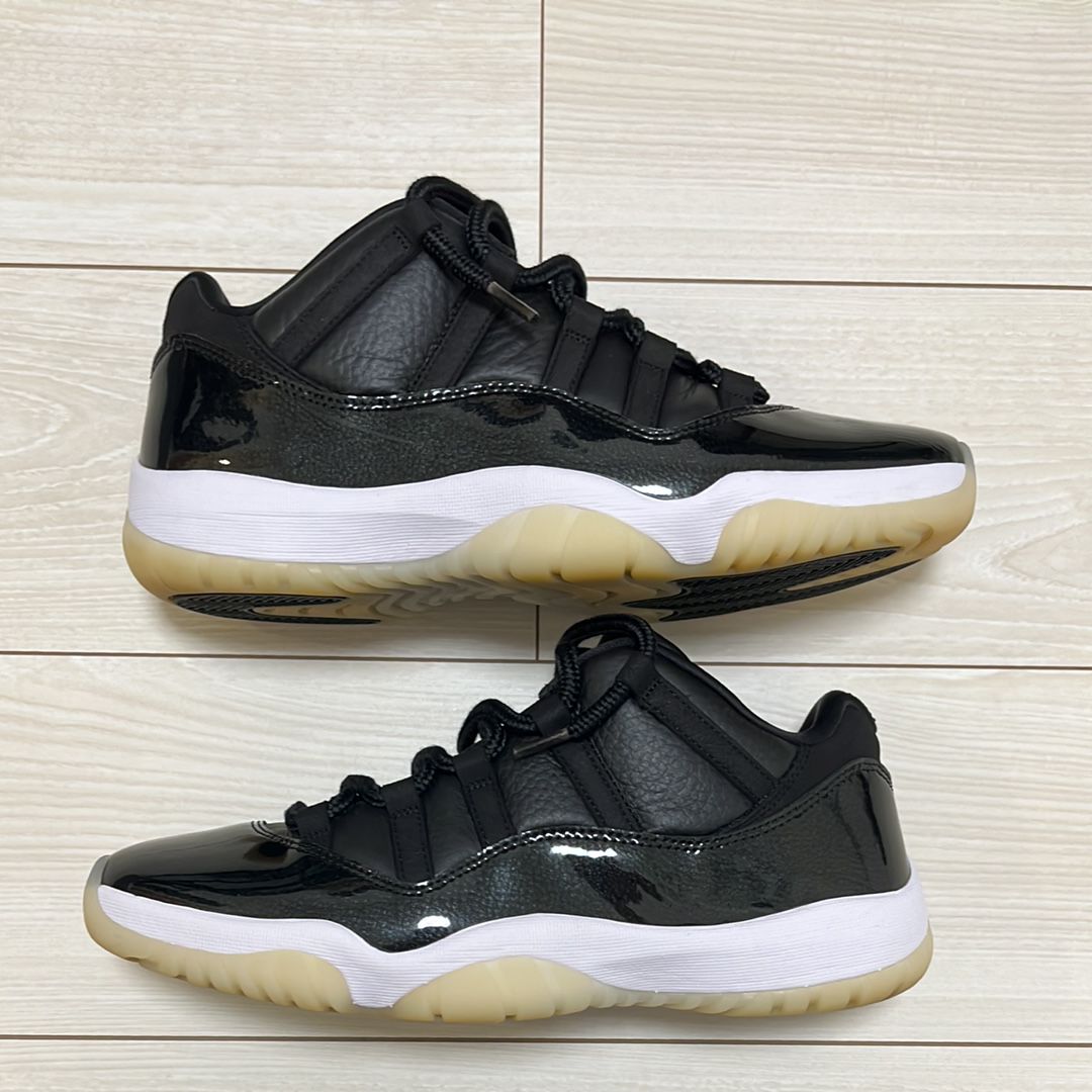 Nike Air Jordan 11 Low "72-10"