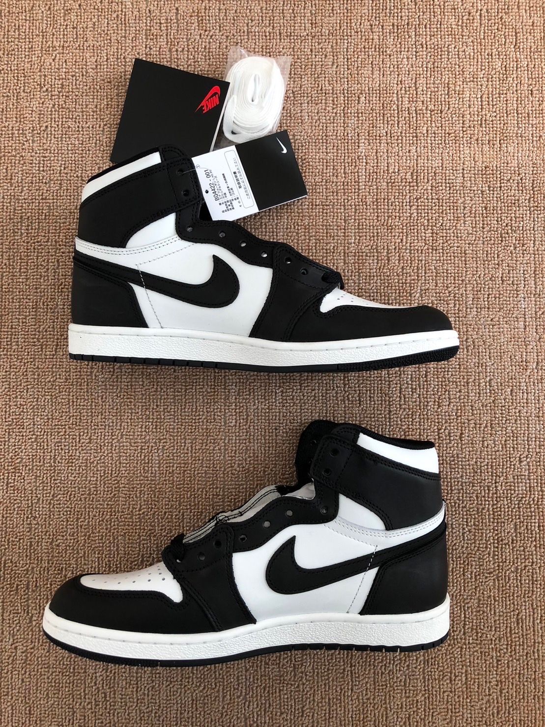 Nike Air Jordan 1 High '85 "Black/White"