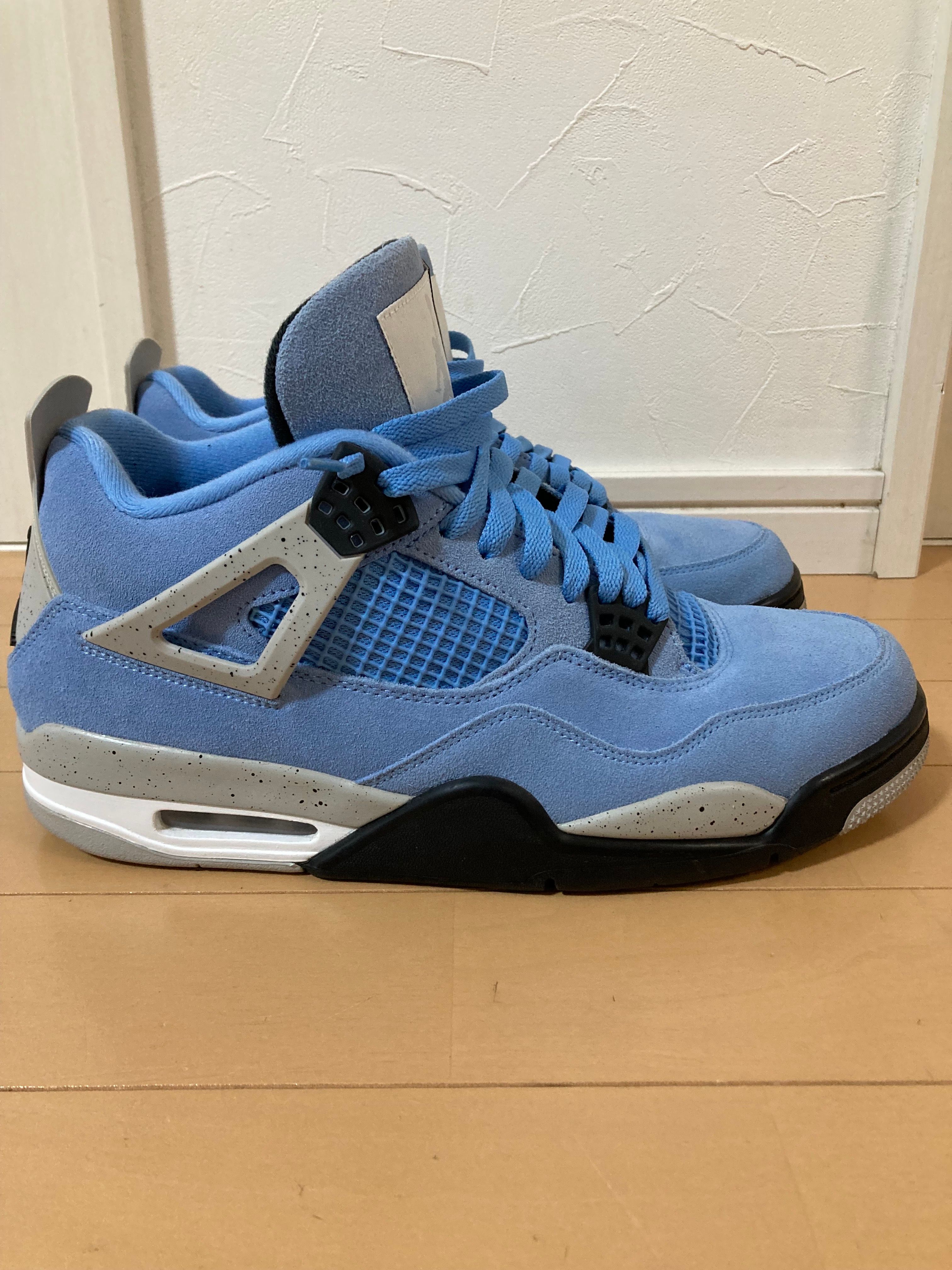 Nike Air Jordan 4 "University Blue"
