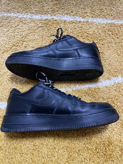 Supreme × Nike Air Force 1 Low "Black"