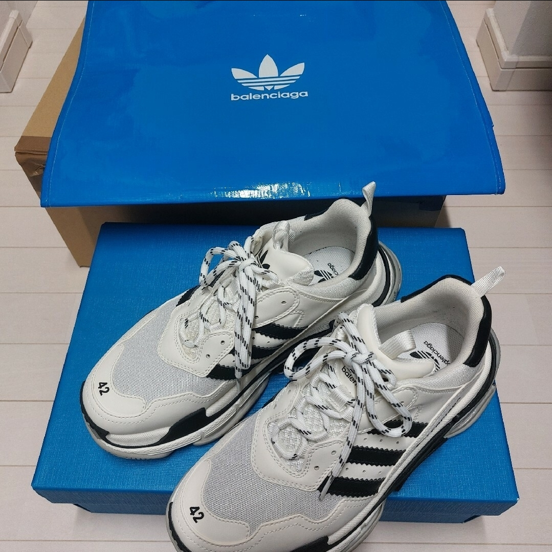adidas × BALENCIAGA Triple S "White"