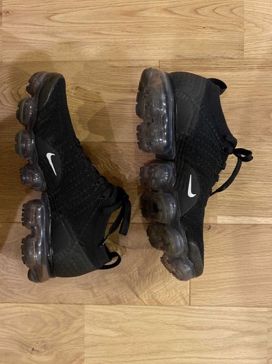 NIKE AIR VAPORMAX 2.0 BLACK/WHITE