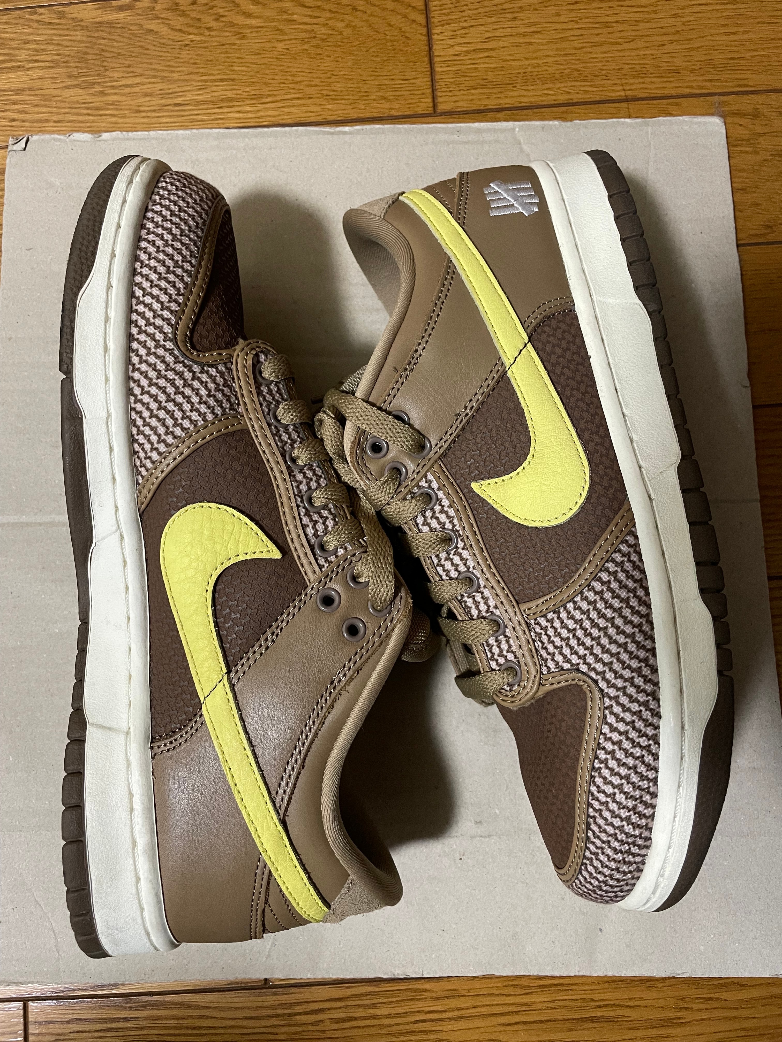 UNDEFEATED × Nike Dunk Low SP "Canteen/Lemon Frost/Palomino"