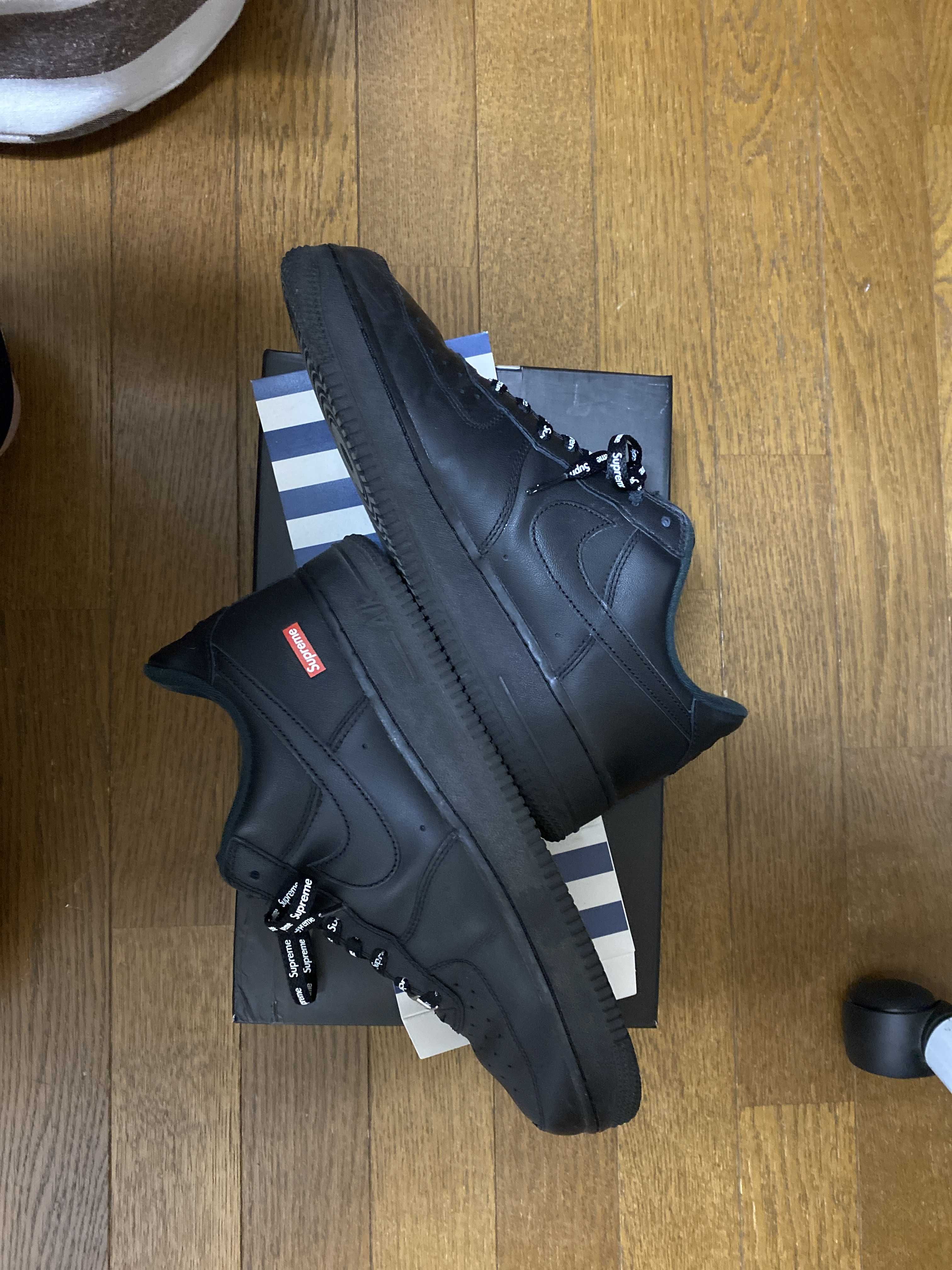 Supreme × Nike Air Force 1 Low "Black"