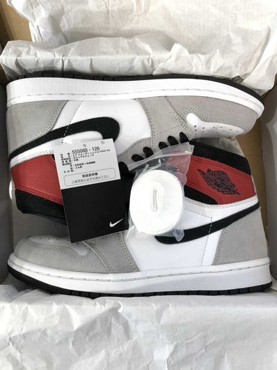 Nike Air Jordan 1 High OG "White/Black/Light Smoke Grey"