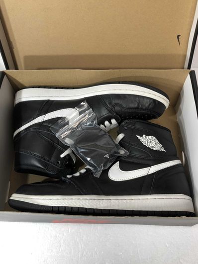 Nike Air Jordan 1 Retro High "Yin Yang Black"