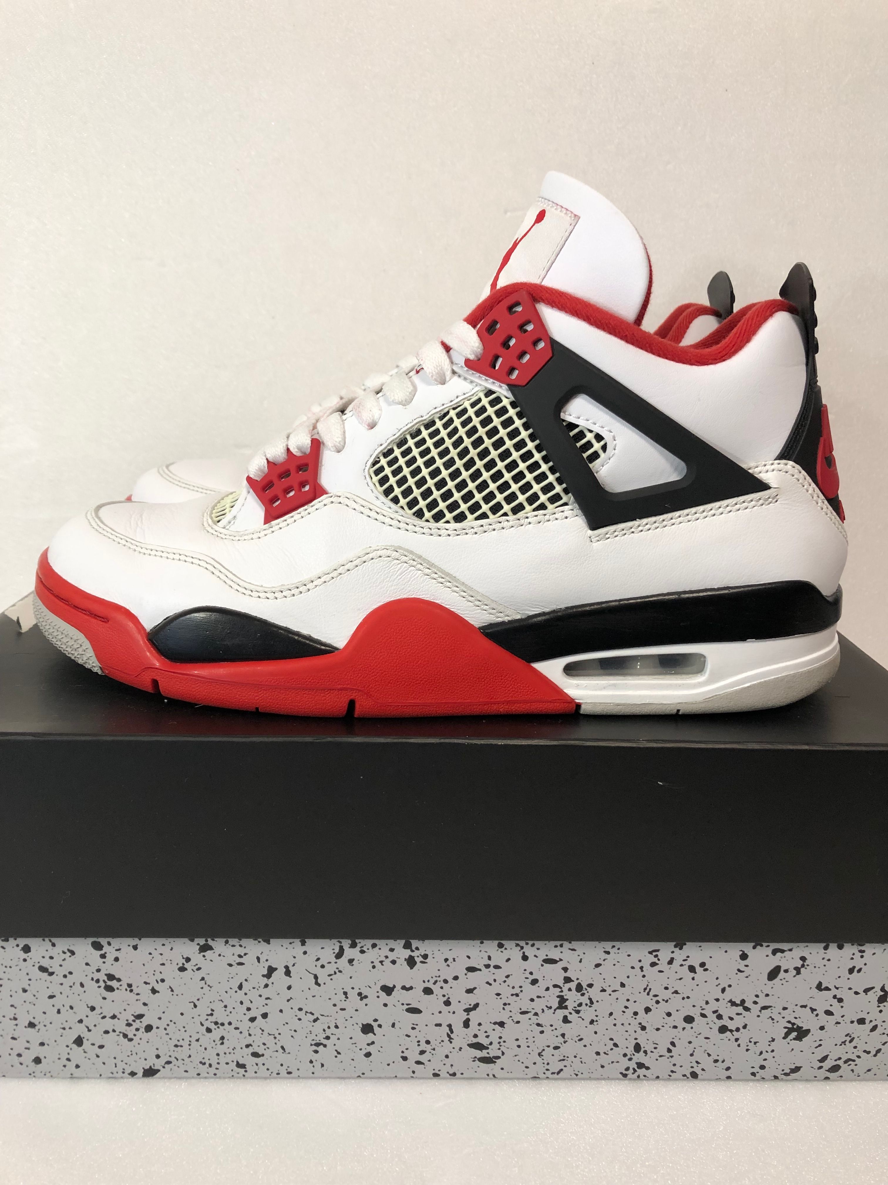 Nike Air Jordan 4 Retro OG "Fire Red" (2020)