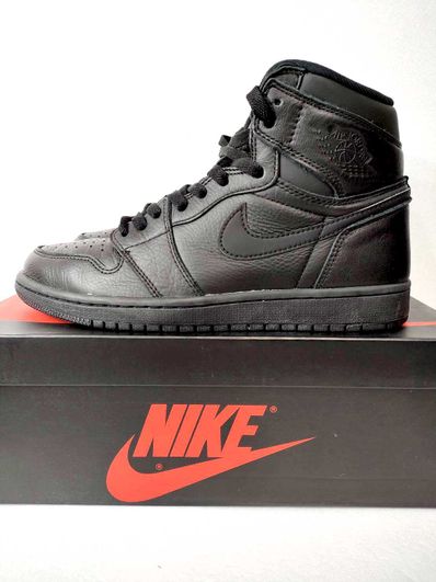 Nike Air Jordan 1 Retro High OG "Black"
