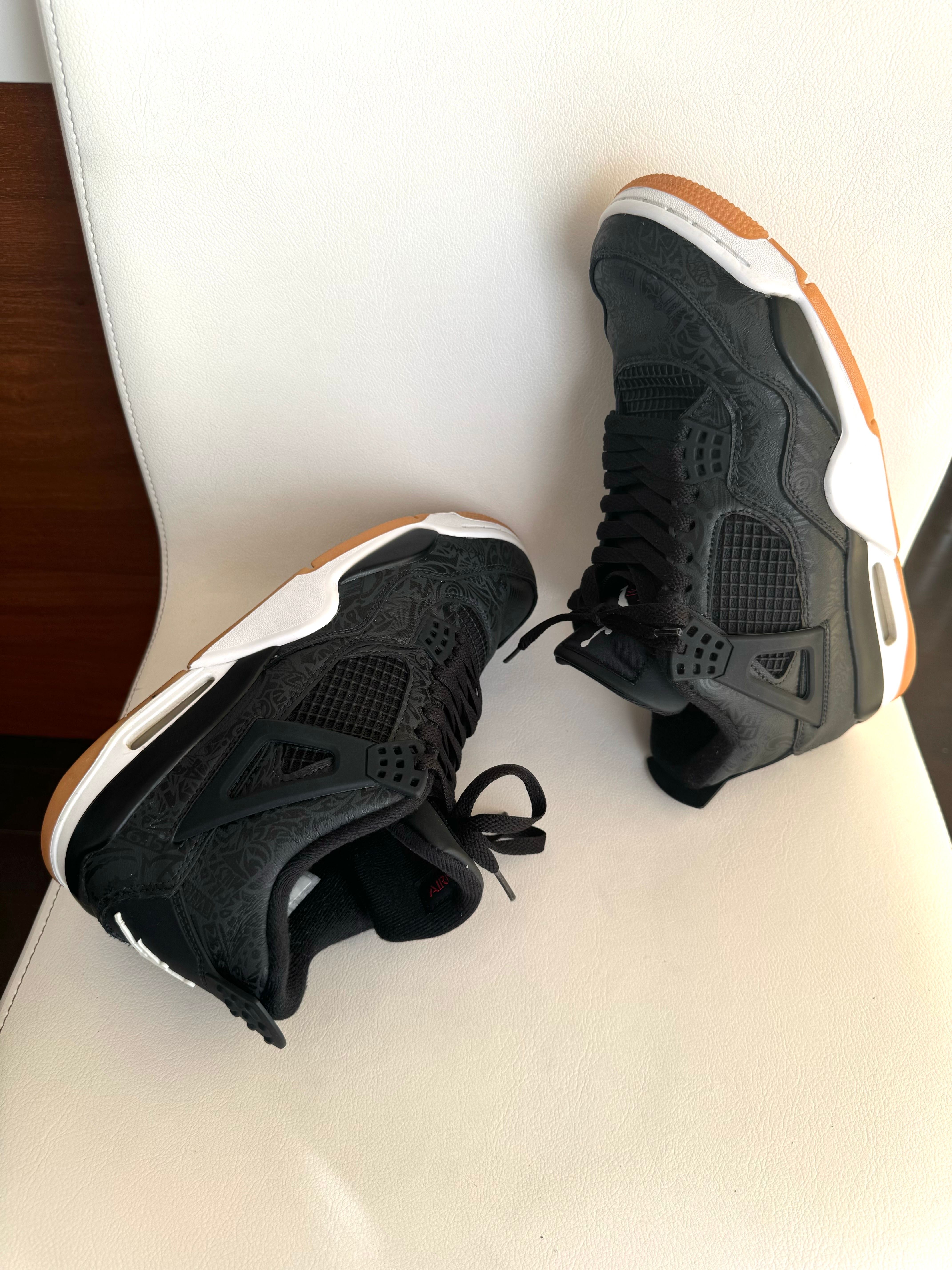 Nike Air Jordan 4 Retro "Laser Black/Gum"
