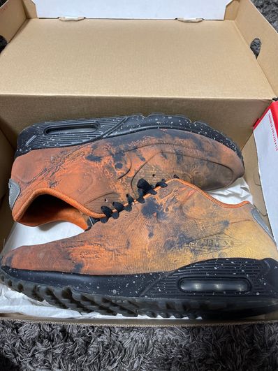 NIKE AIR MAX 90 QS "MARS LANDING"