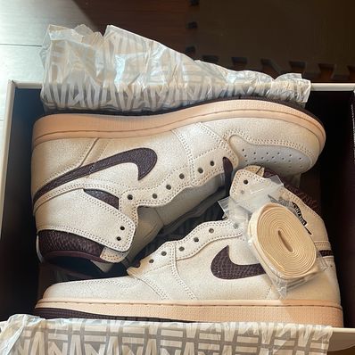 A Ma Maniere × Nike Air Jordan 1 Retro High OG "Sail and Burgundy"