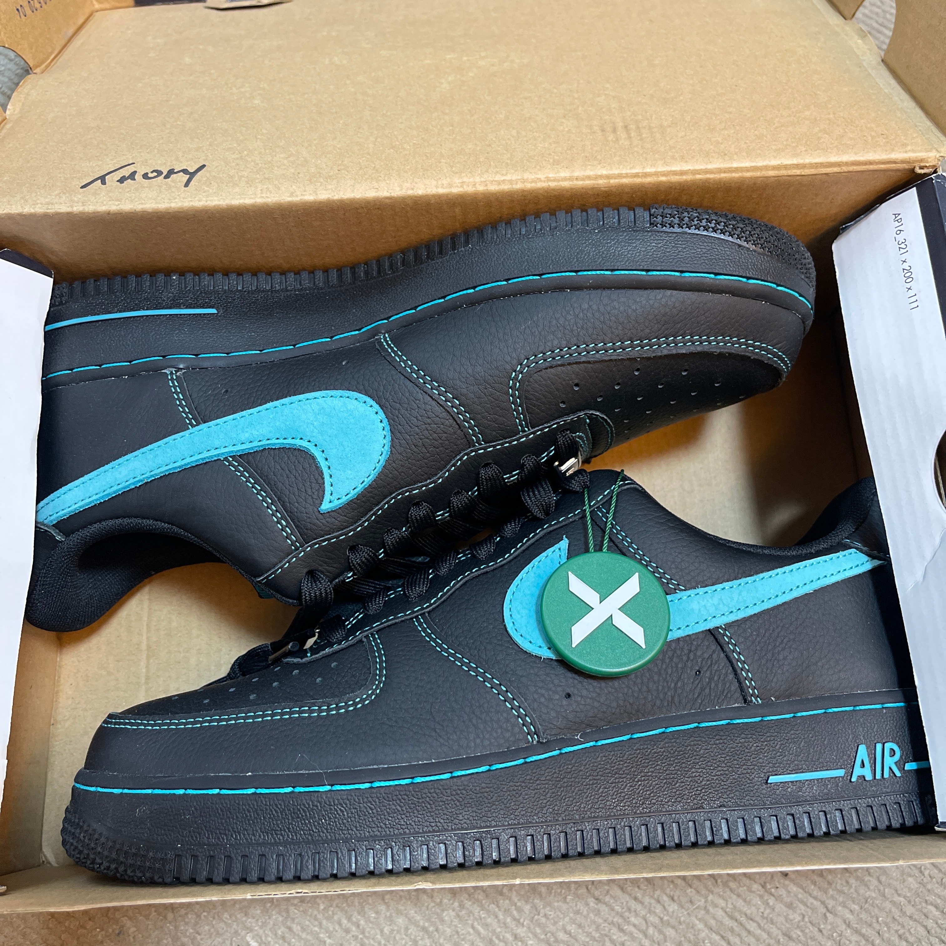 Nike Air Force 1 Low "Black Tiffany"