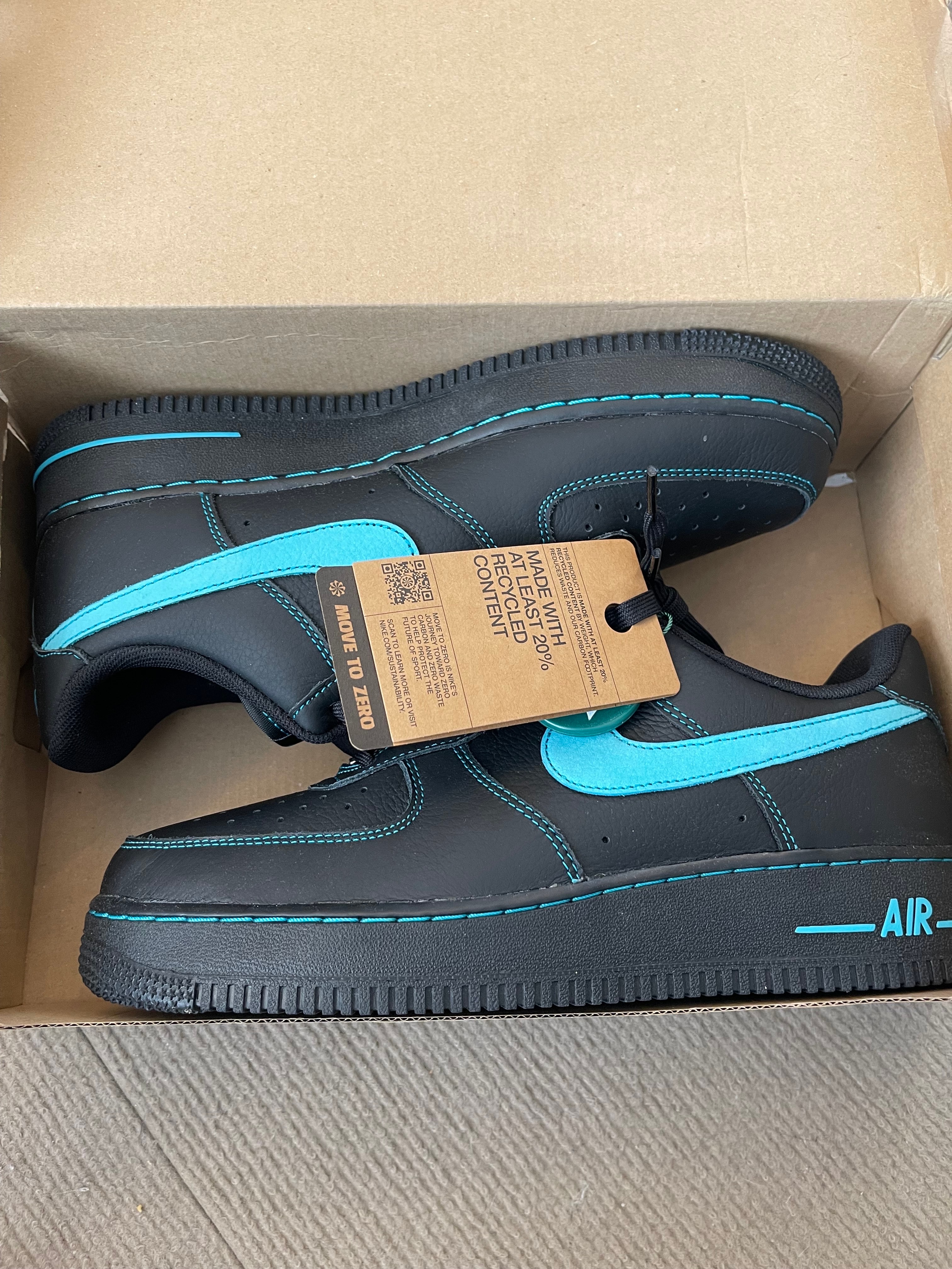 Nike Air Force 1 Low "Black Tiffany"