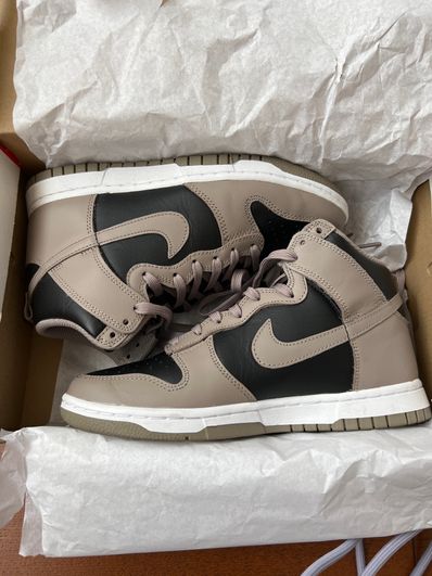 Nike Women's Dunk High "Moon Fossil"