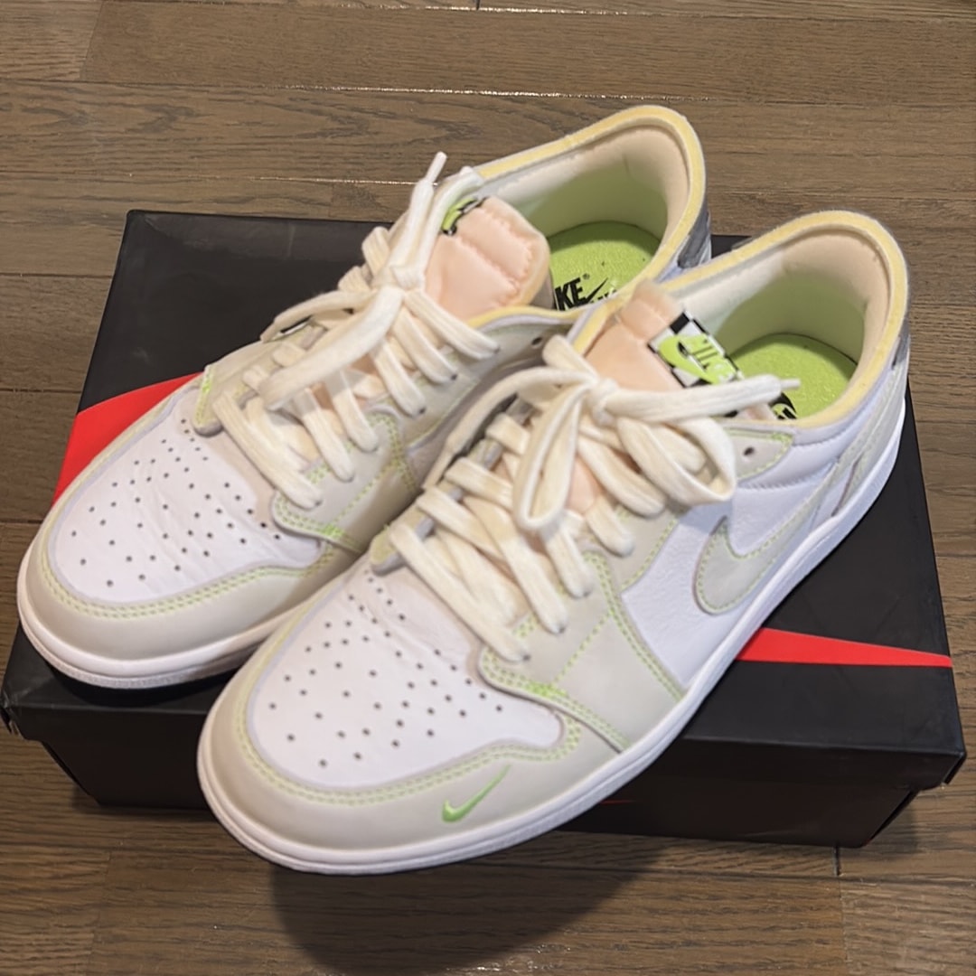 Nike Air Jordan 1 Low OG "Ghost Green"