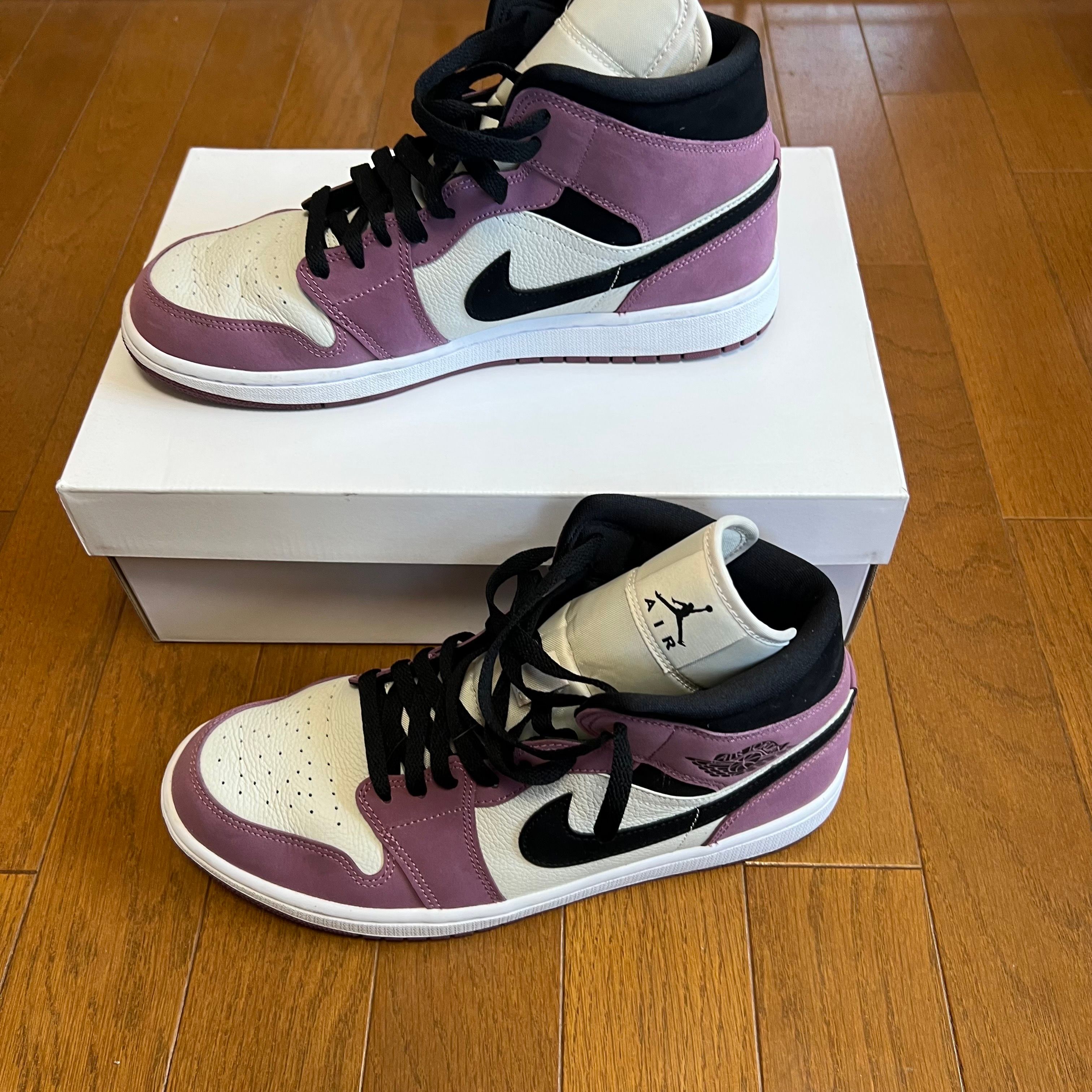 Nike Women's Air Jordan 1 Mid "Berry Pink"