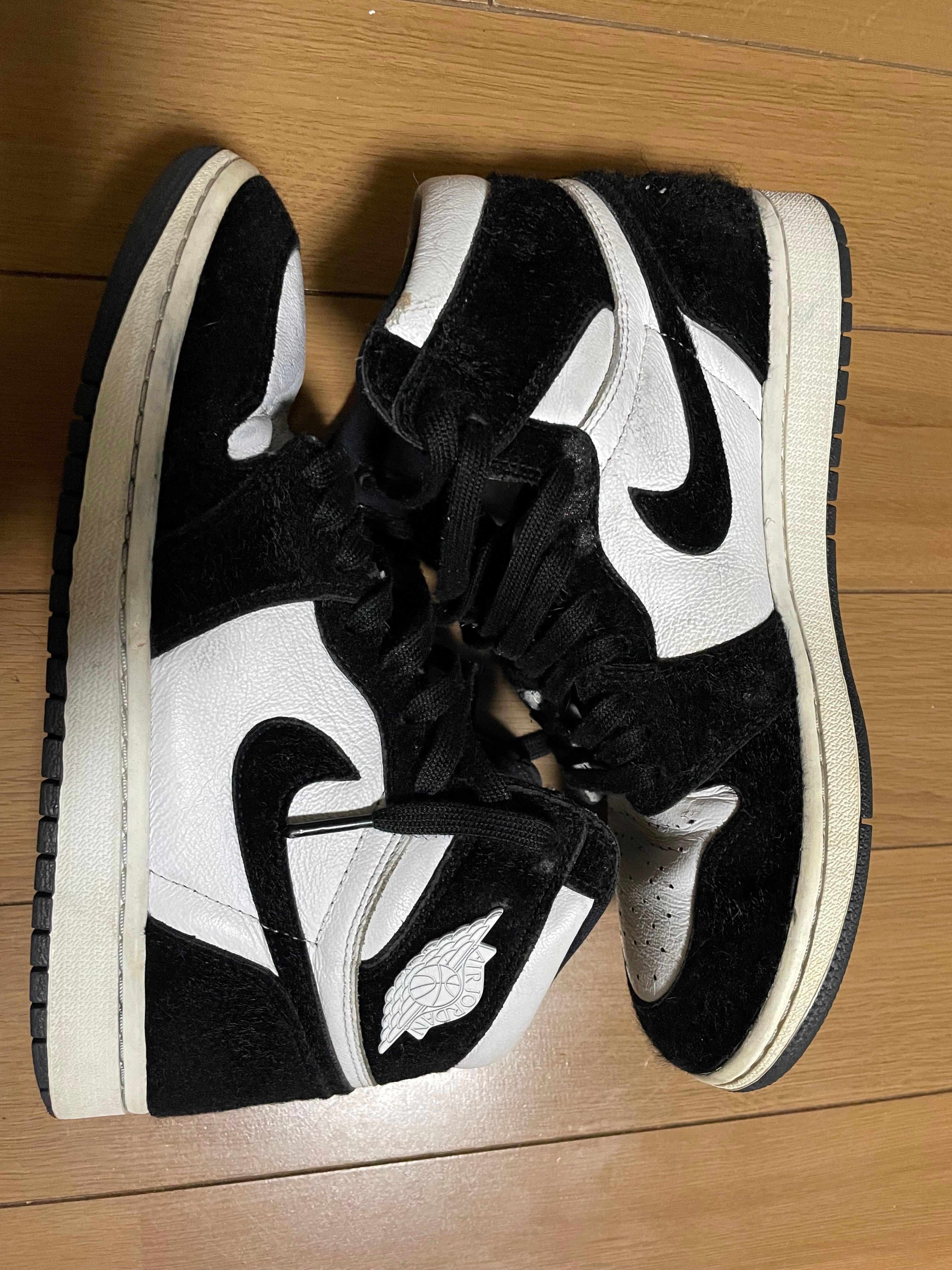 Nike Women's Air Jordan 1 Retro High OG "Black/White"