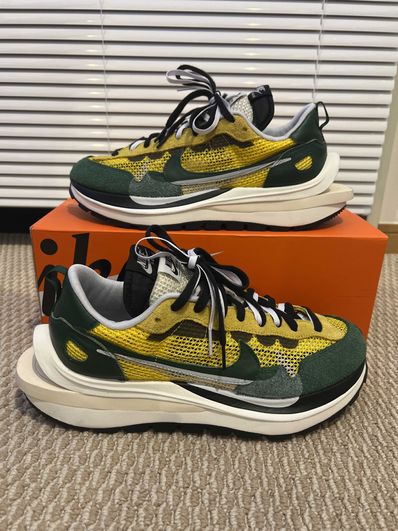 sacai × Nike Vapor Waffle "Tour Yellow/Stadium Green-Sail"