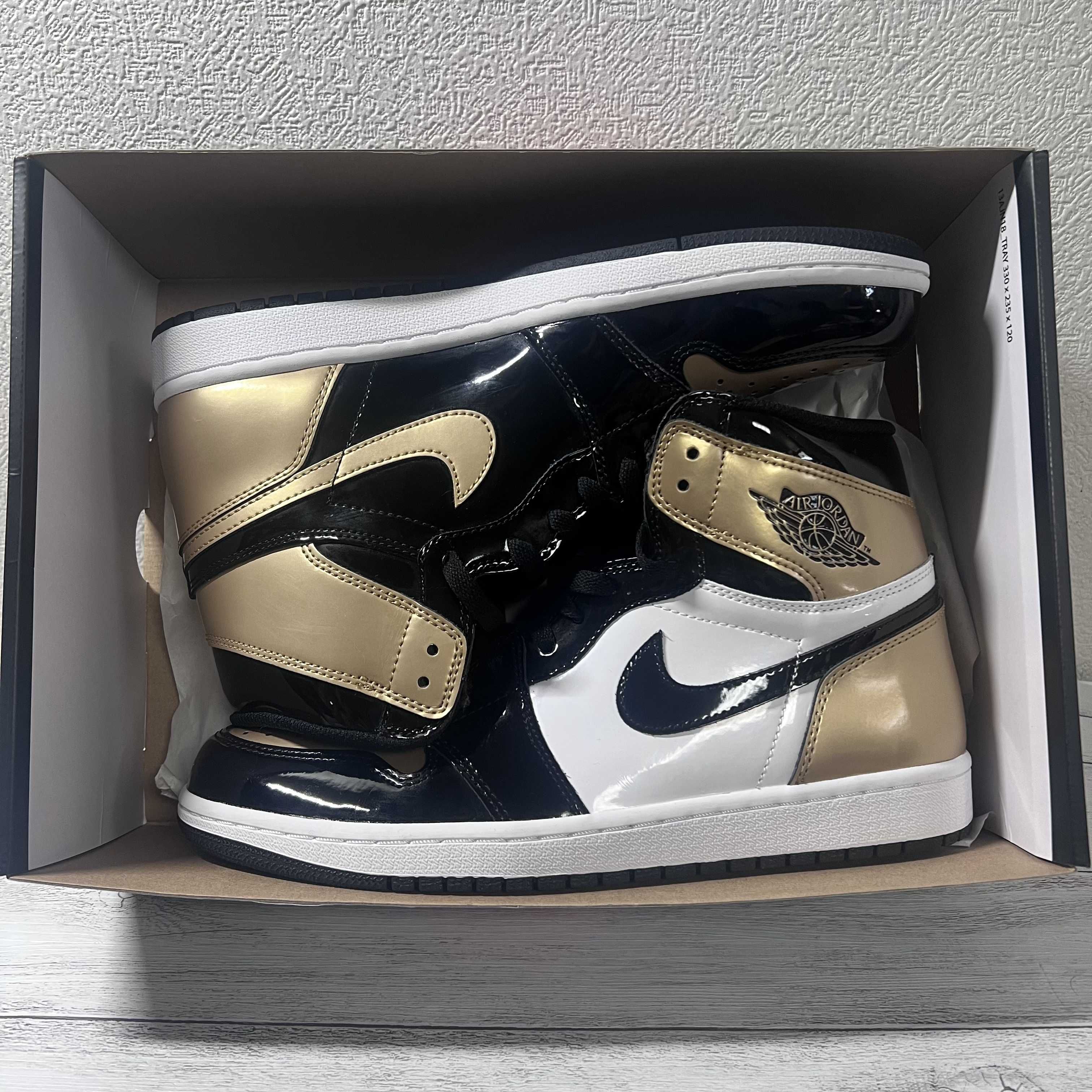 Nike Air Jordan 1 Retro High OG NRG "Gold Toe"