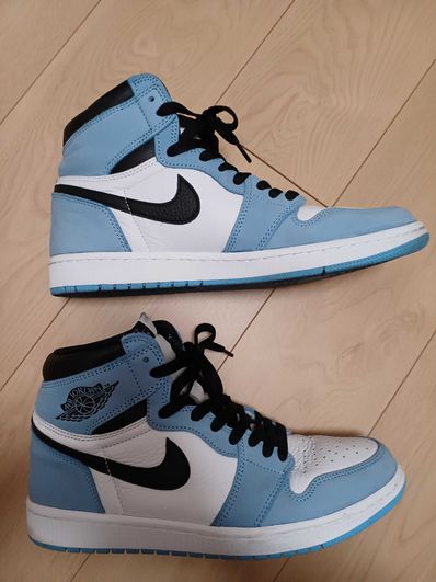 Nike Air Jordan 1 High OG "University Blue"