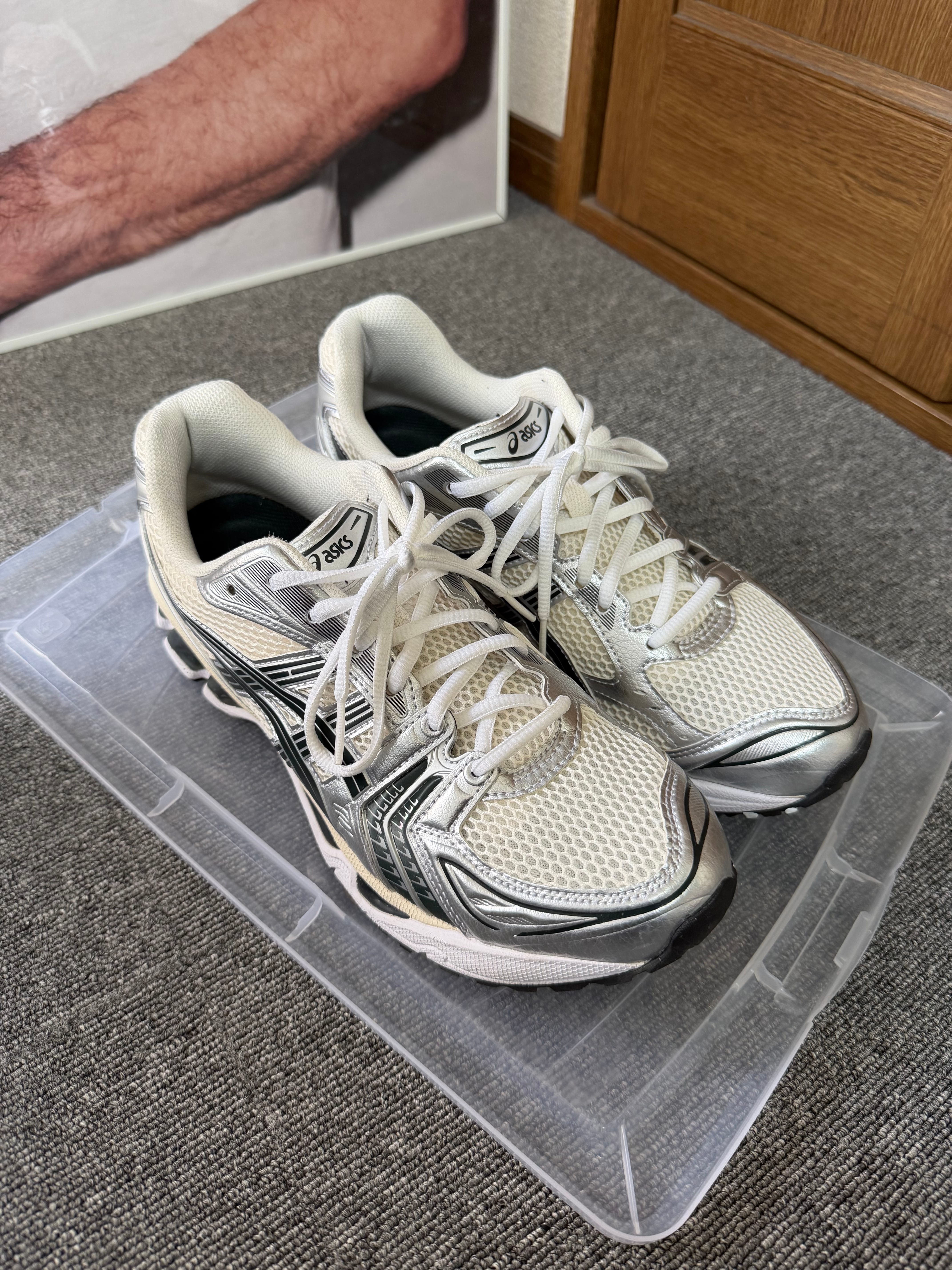 KITH × Asics Vintage Tech Gel-Kayano 14 "Cream/Scarab" (1203A566-100)