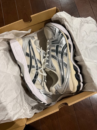 KITH × Asics Gel-Kayano 14 "Cream/Scarab" (1201A954-100)