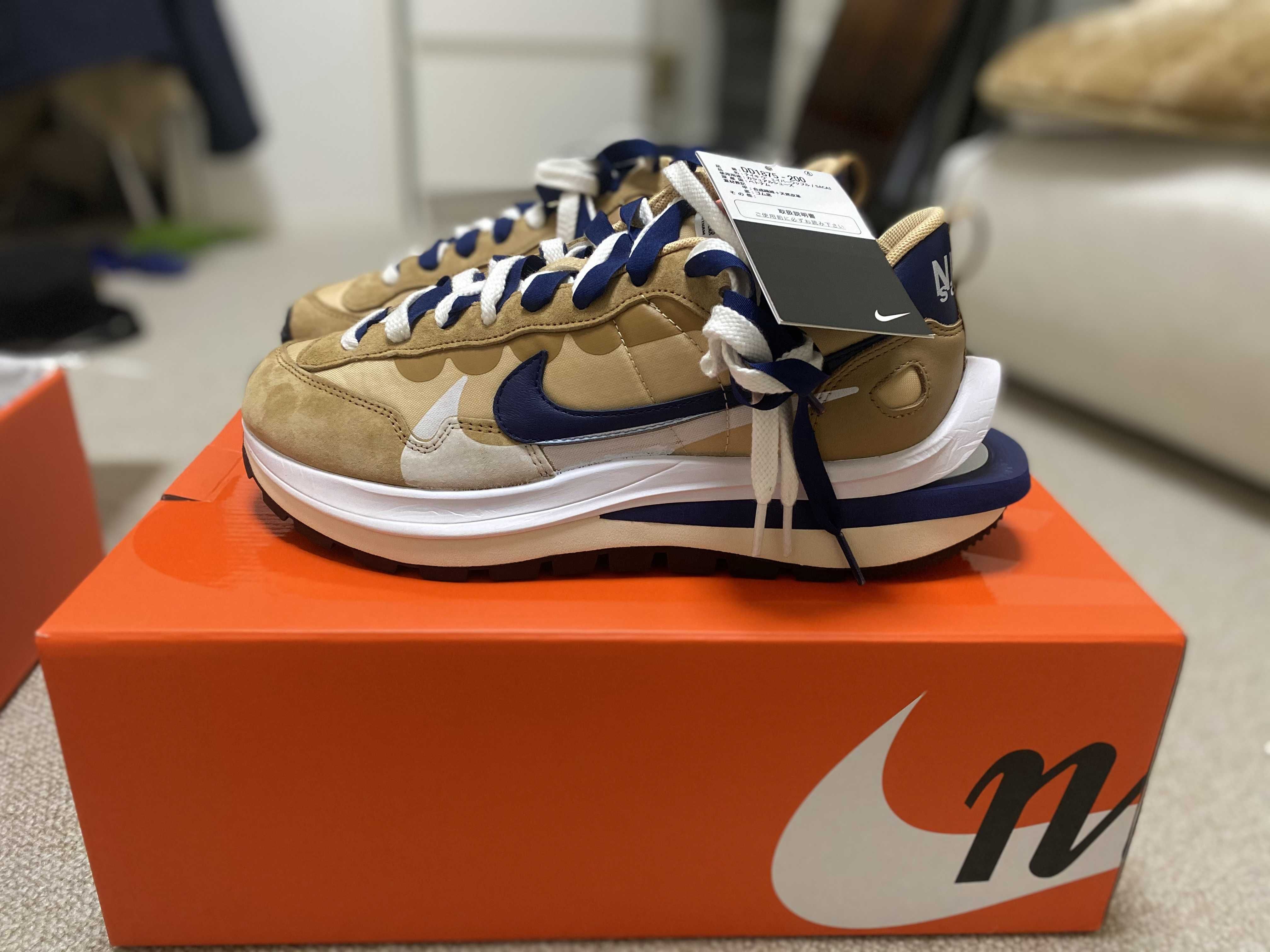 Sacai × Nike Vapor Waffle "Sesame And Blue Void"