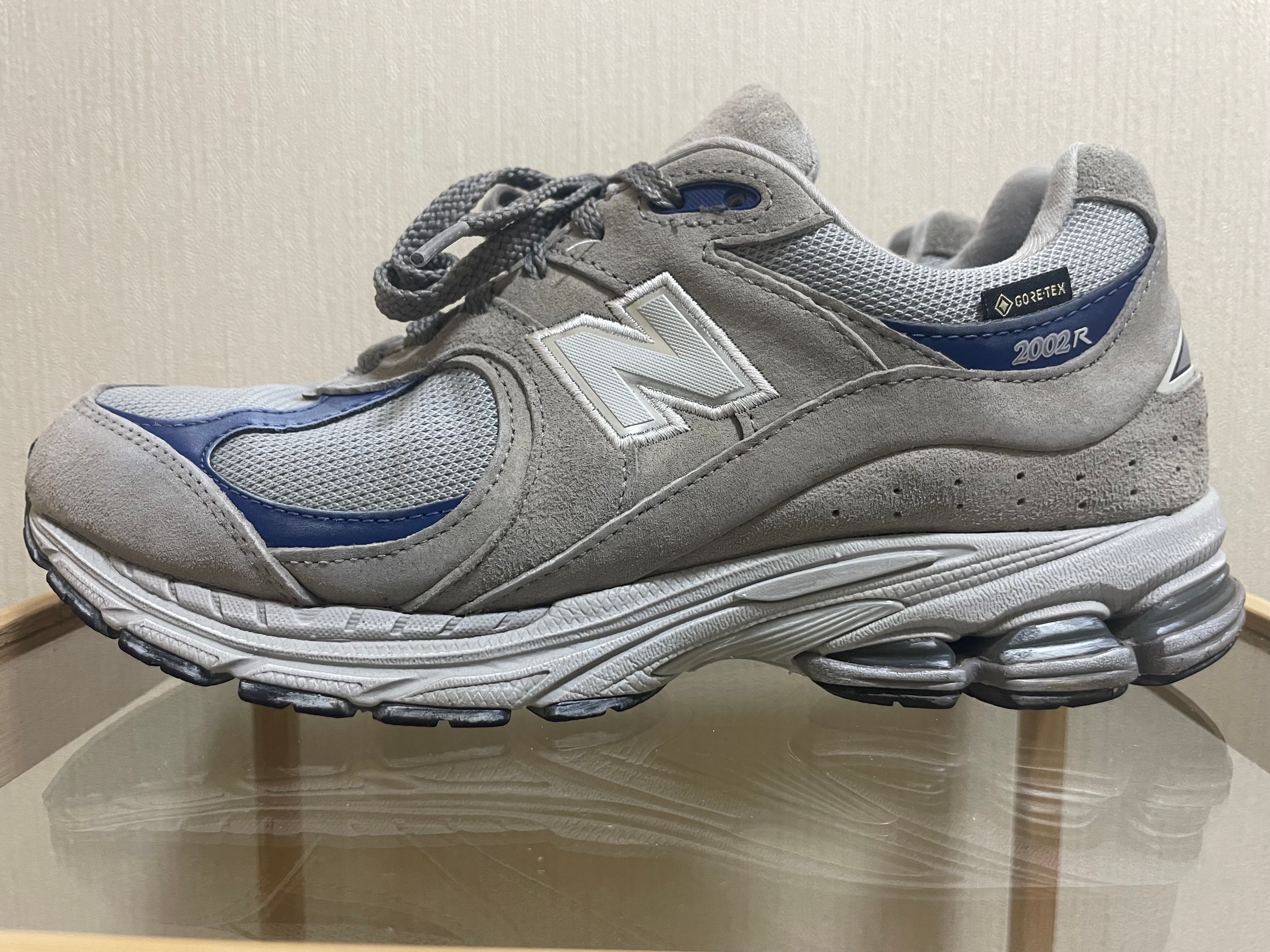 New Balance 2002R "Light Gray"