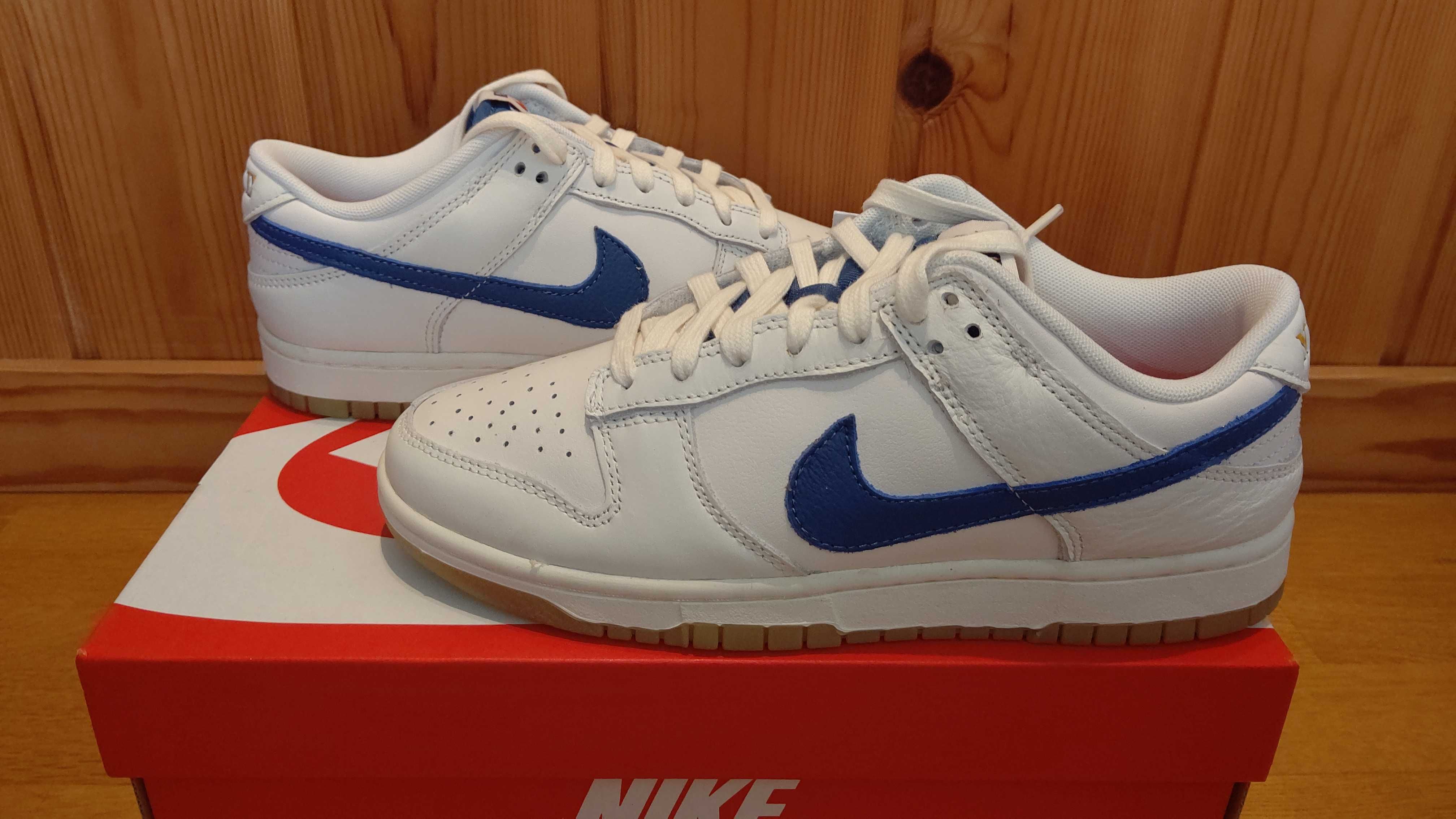 Nike Dunk Low SE "Royal and Gum"