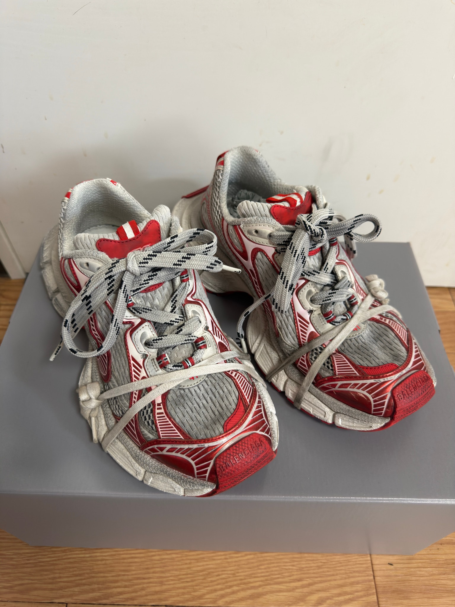 BALENCIAGA 3XL Sneaker "Off White/Light Beige"