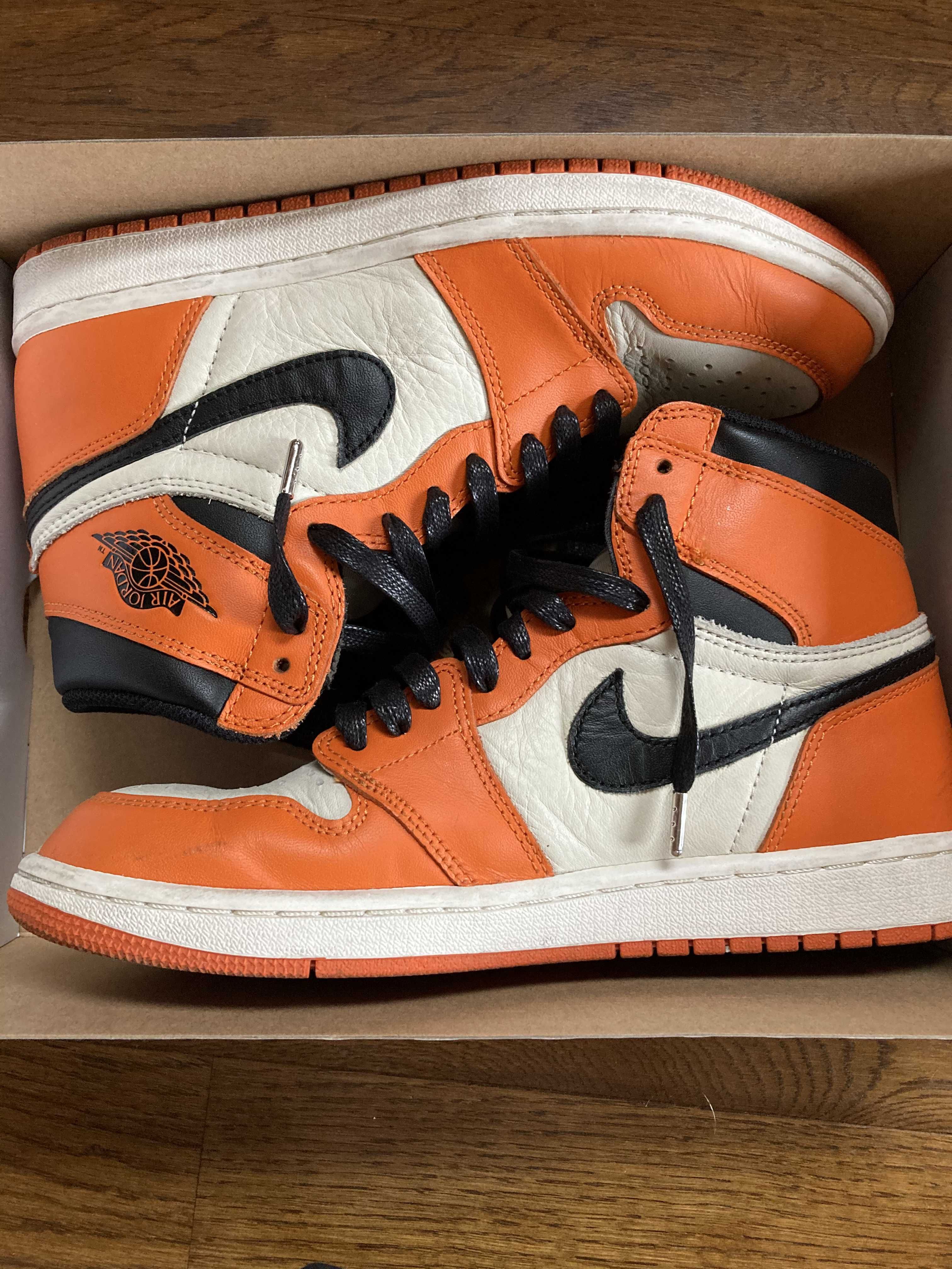 Nike Air Jordan 1 Retro High "Reverse Shattered Backboard"