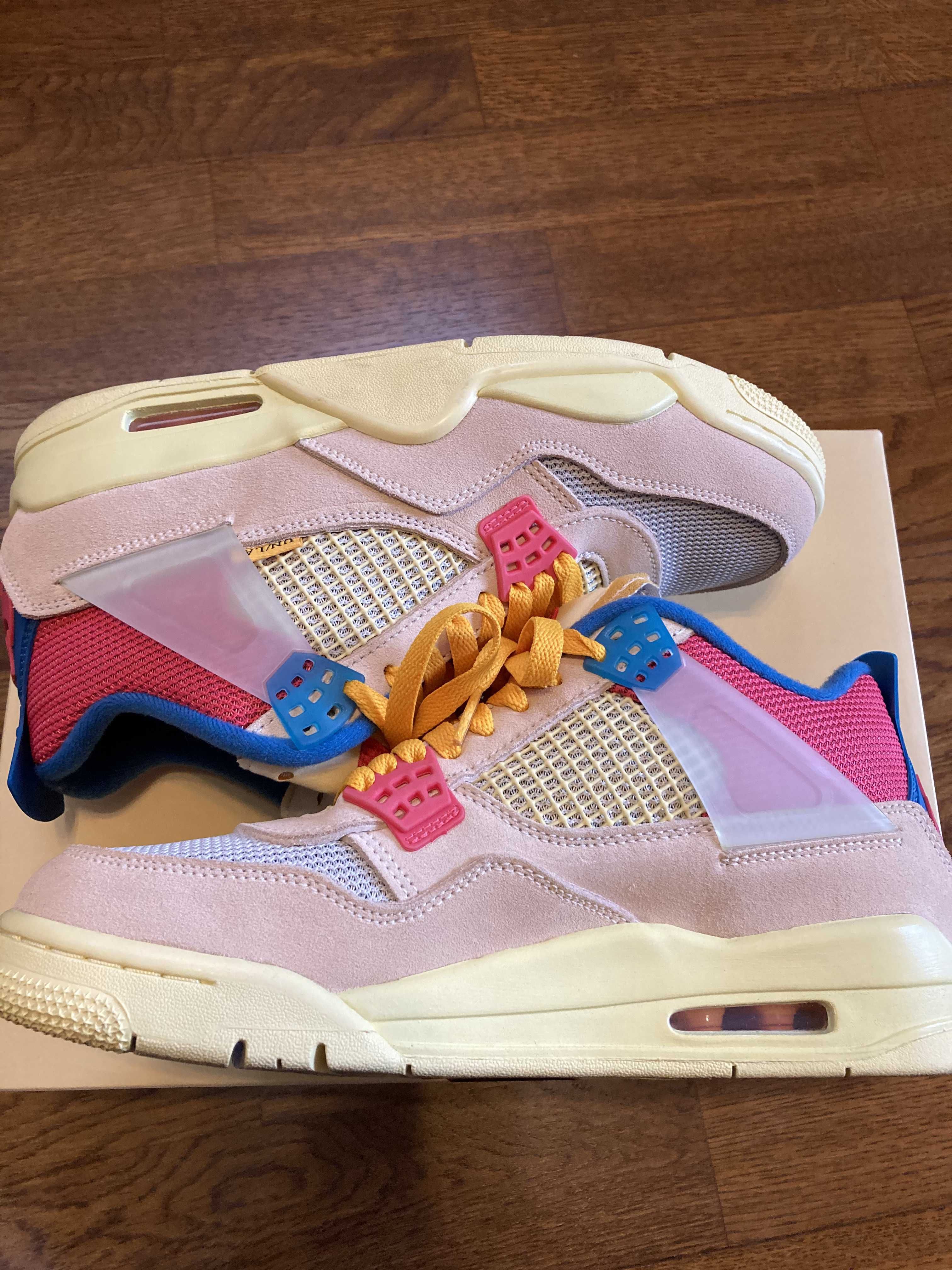 UNION × Nike Air Jordan 4 SP "Guava Ice/Light Fusion Red"