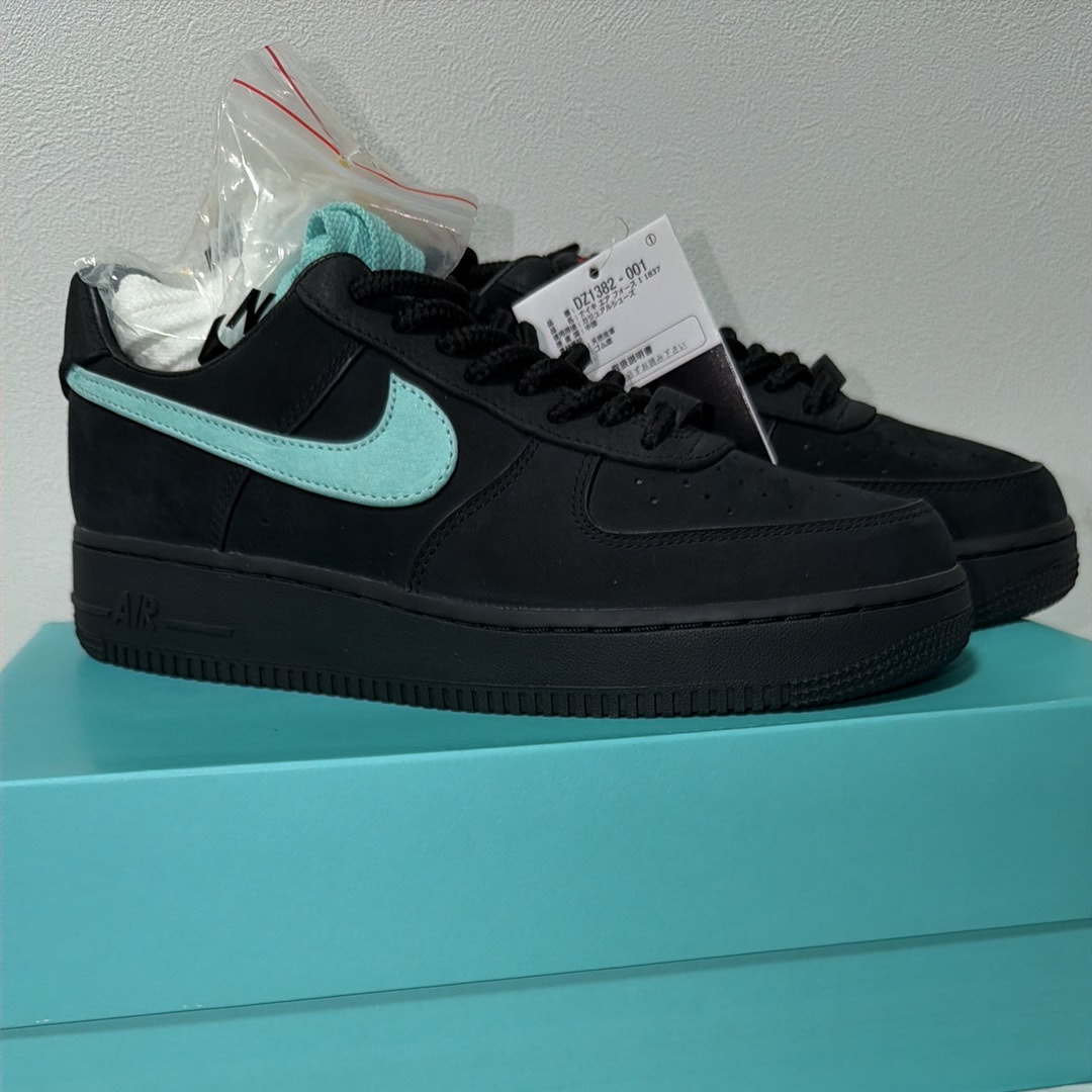 Tiffany & Co. × Nike Air Force 1 Low "1837"
