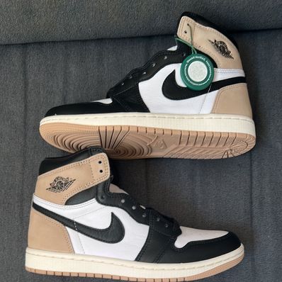 Nike Women's Air Jordan 1 Retro High OG "Latte"