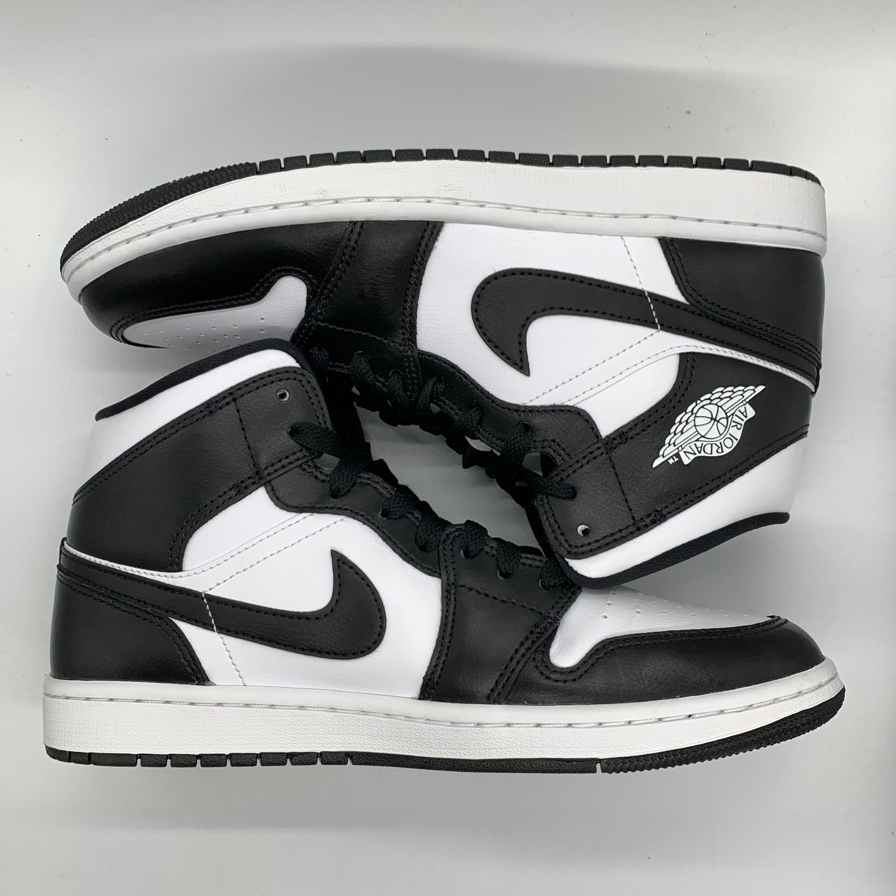 Nike Women's Air Jordan 1 Mid "Black/White"
