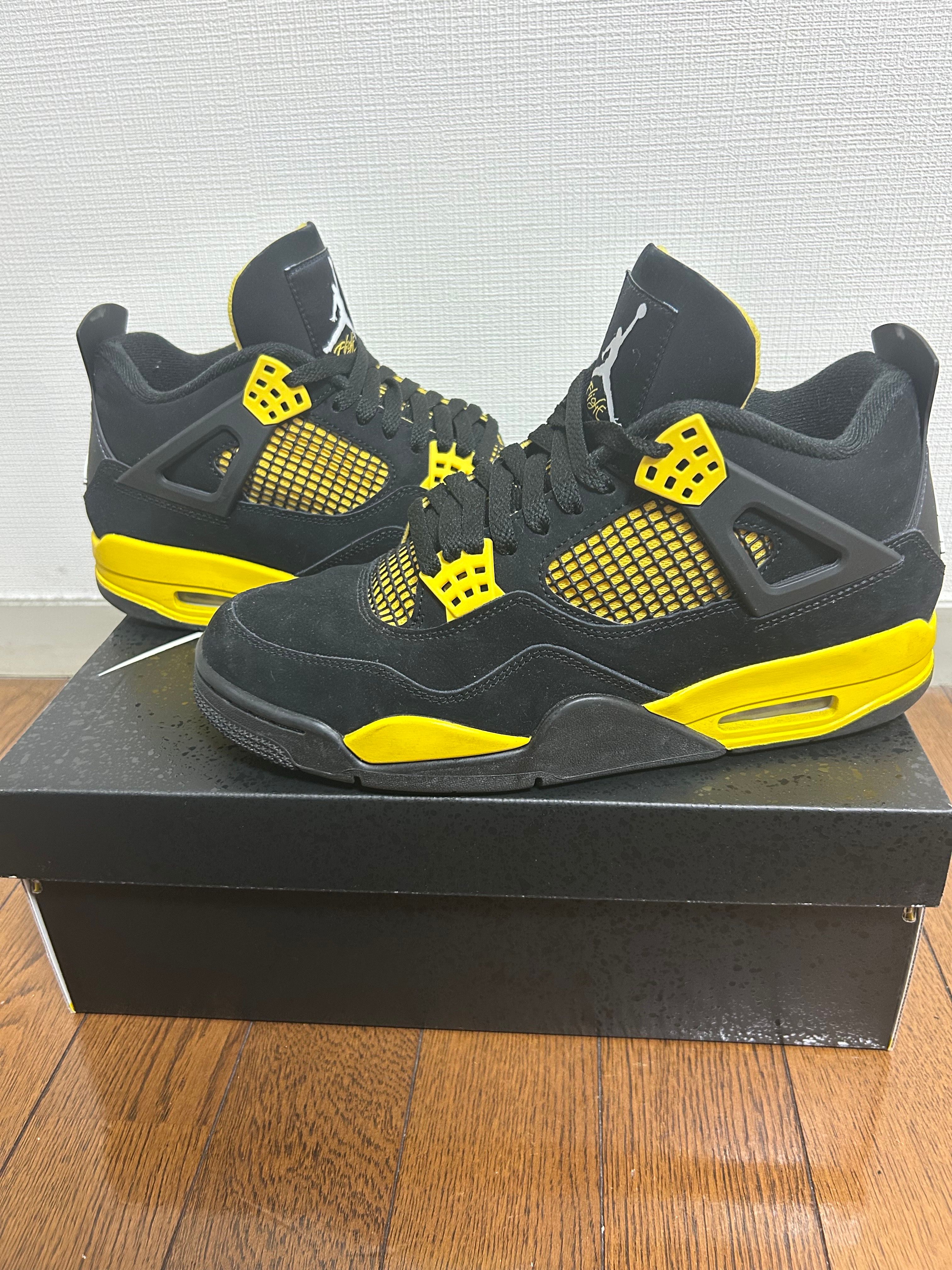 Nike Air Jordan 4 Retro "Thunder"(2023)