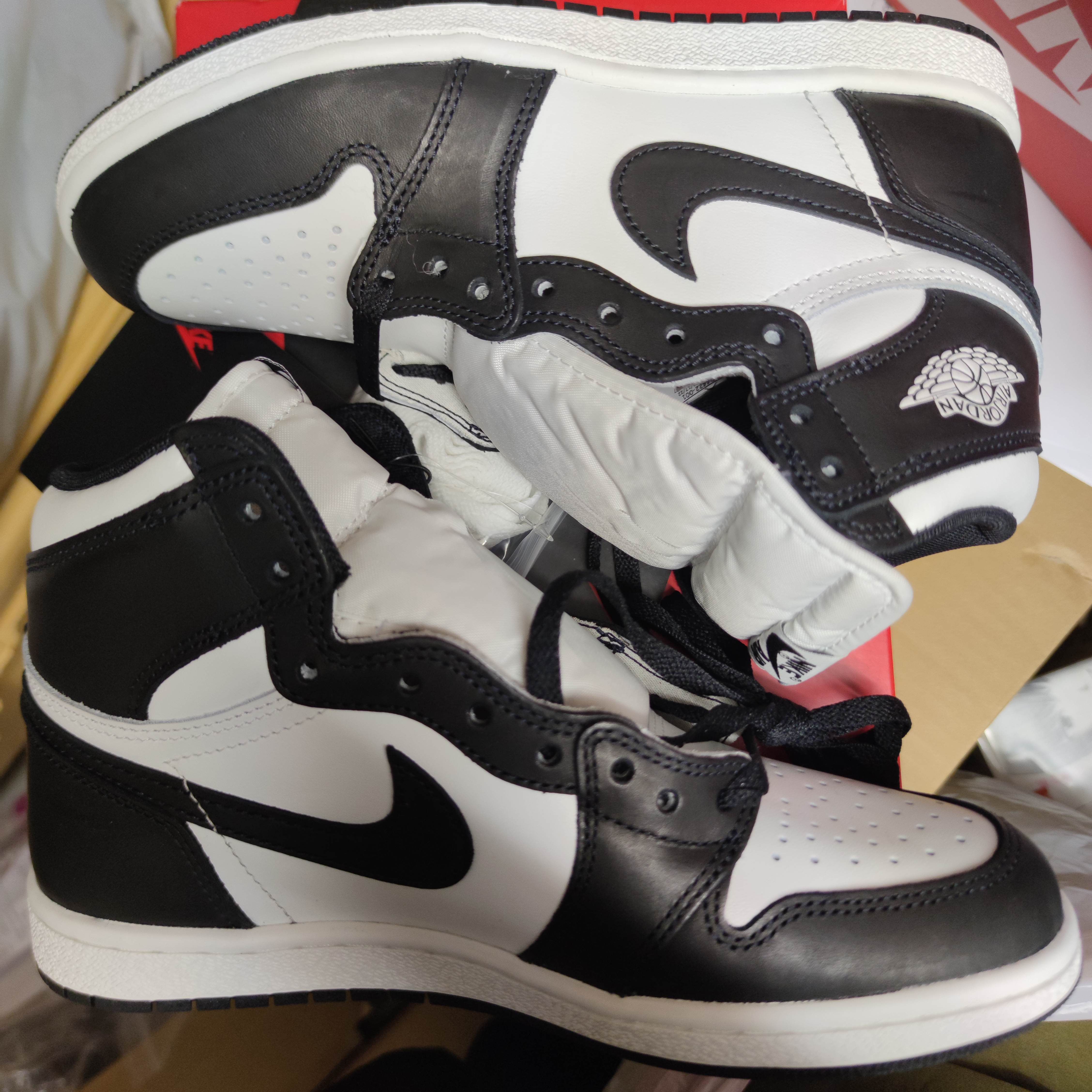 Nike Air Jordan 1 High '85 "Black/White"