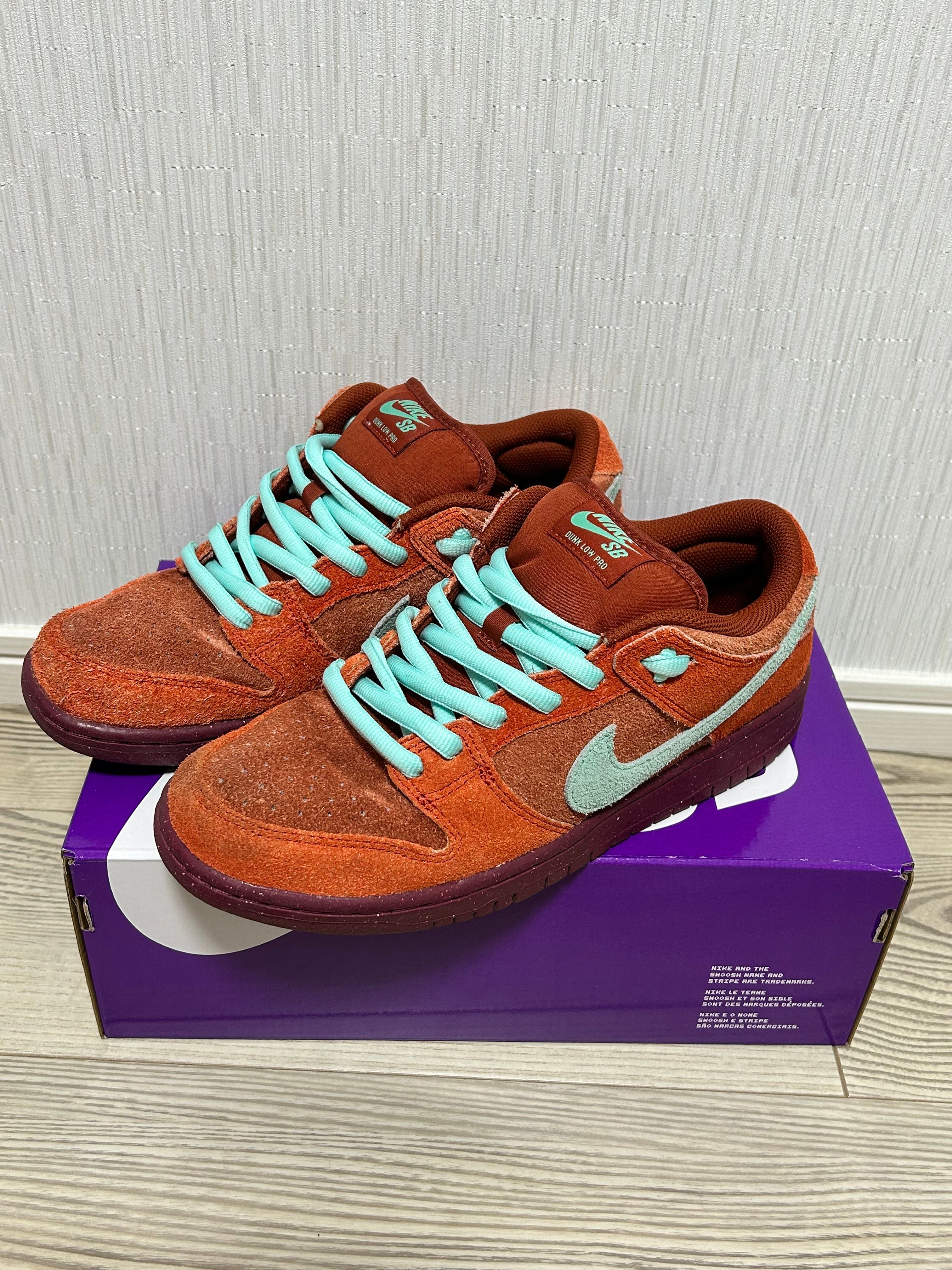 Nike SB Dunk Low Pro PRM "Mystic Red and Rosewood"