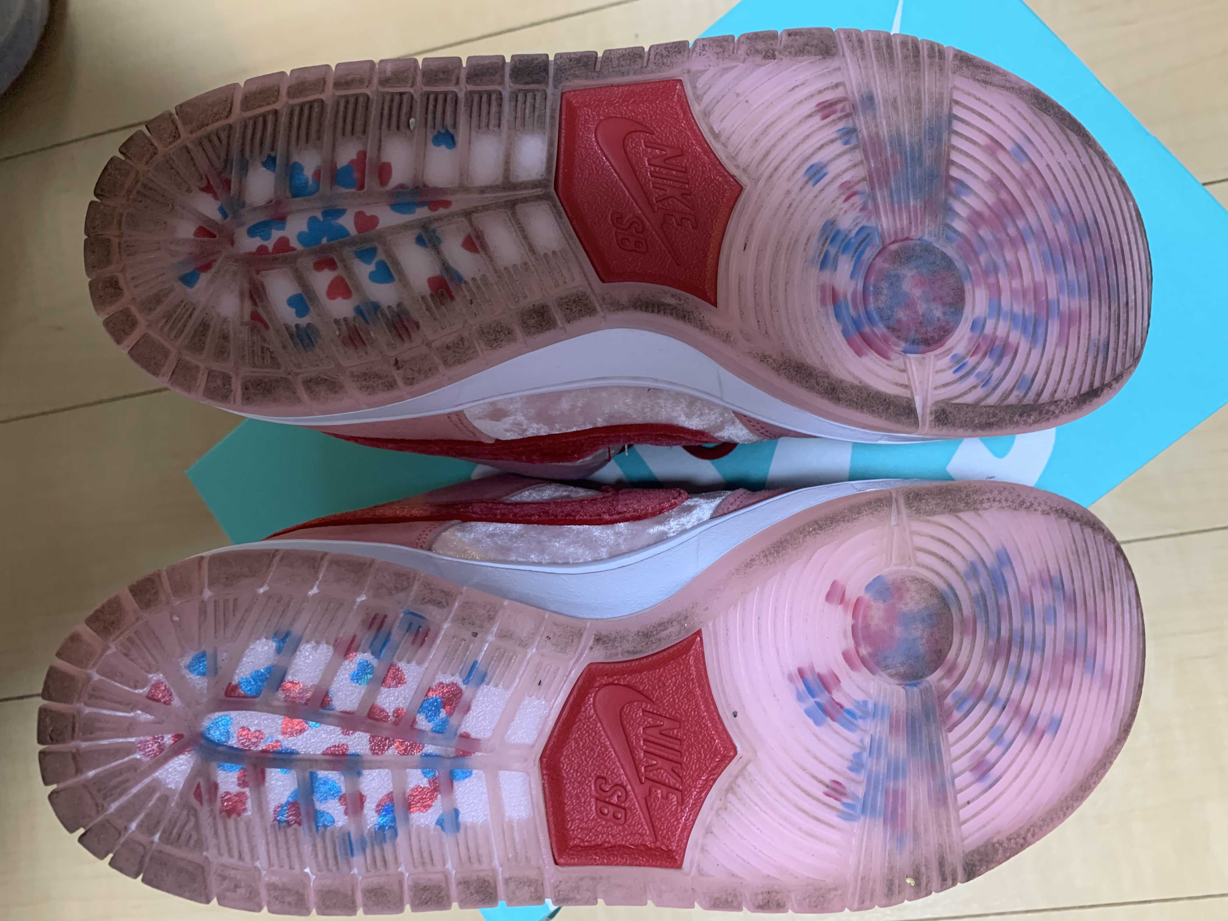 Strangelove × Nike SB Dunk Low "Valentine’s Day"