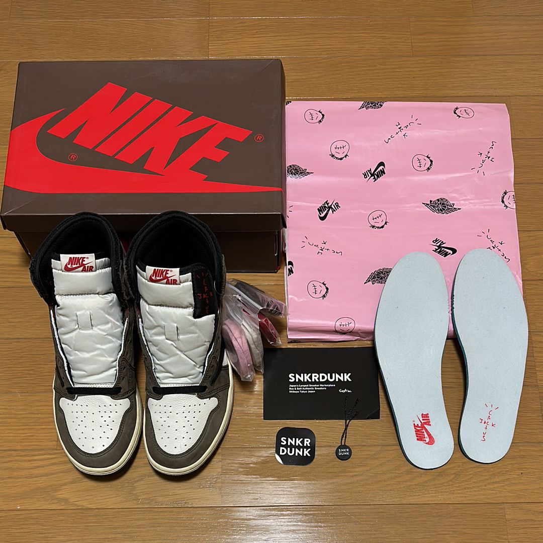 Travis Scott × Nike Air Jordan 1 Retro High OG TS SP "Sail/Dark Mocha"