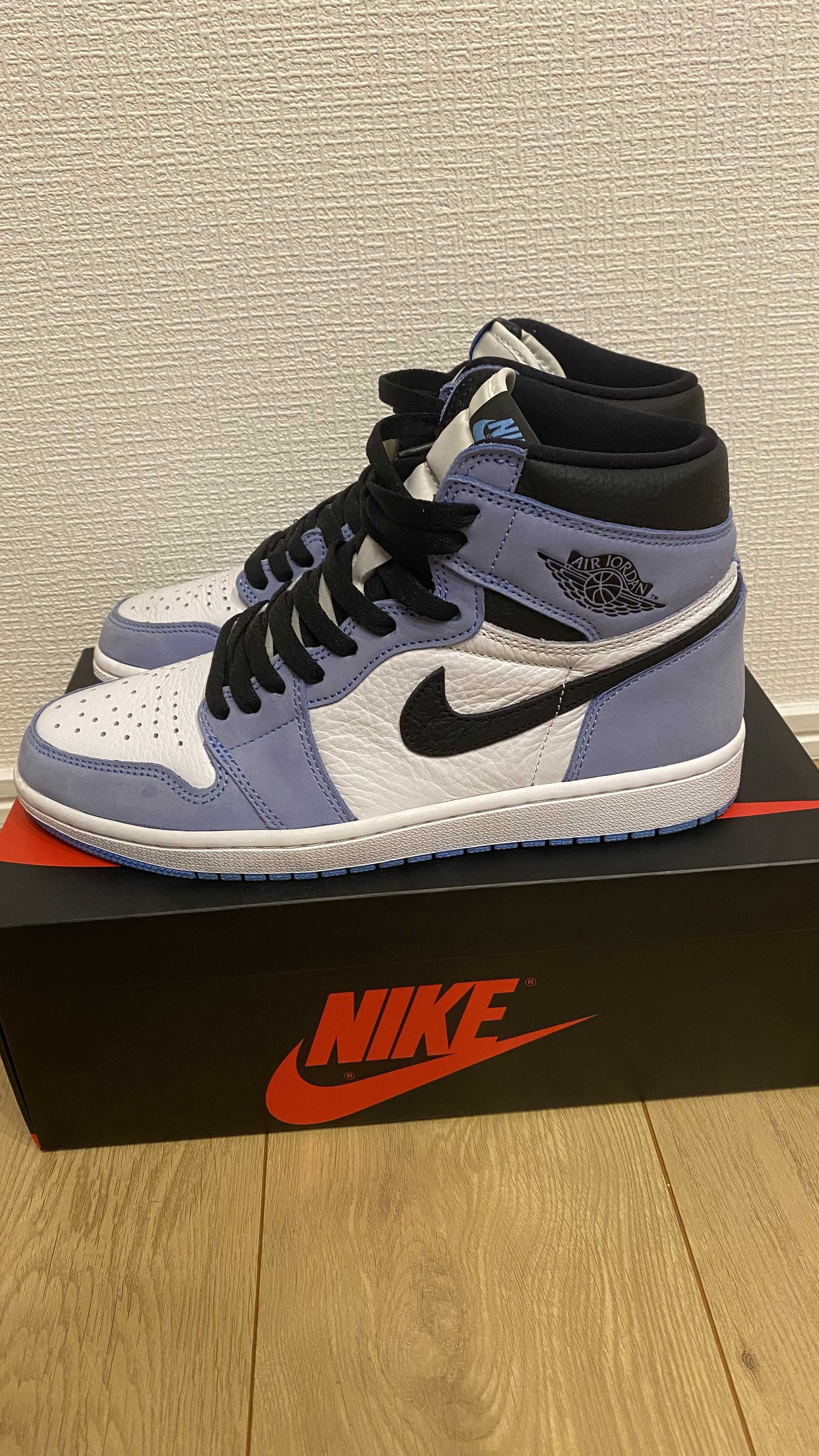 Nike Air Jordan 1 High OG "University Blue"