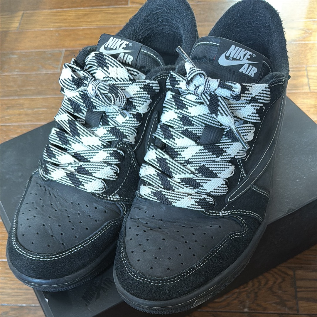 Travis Scott × Nike Air Jordan 1 Low OG SP "Black Phantom"