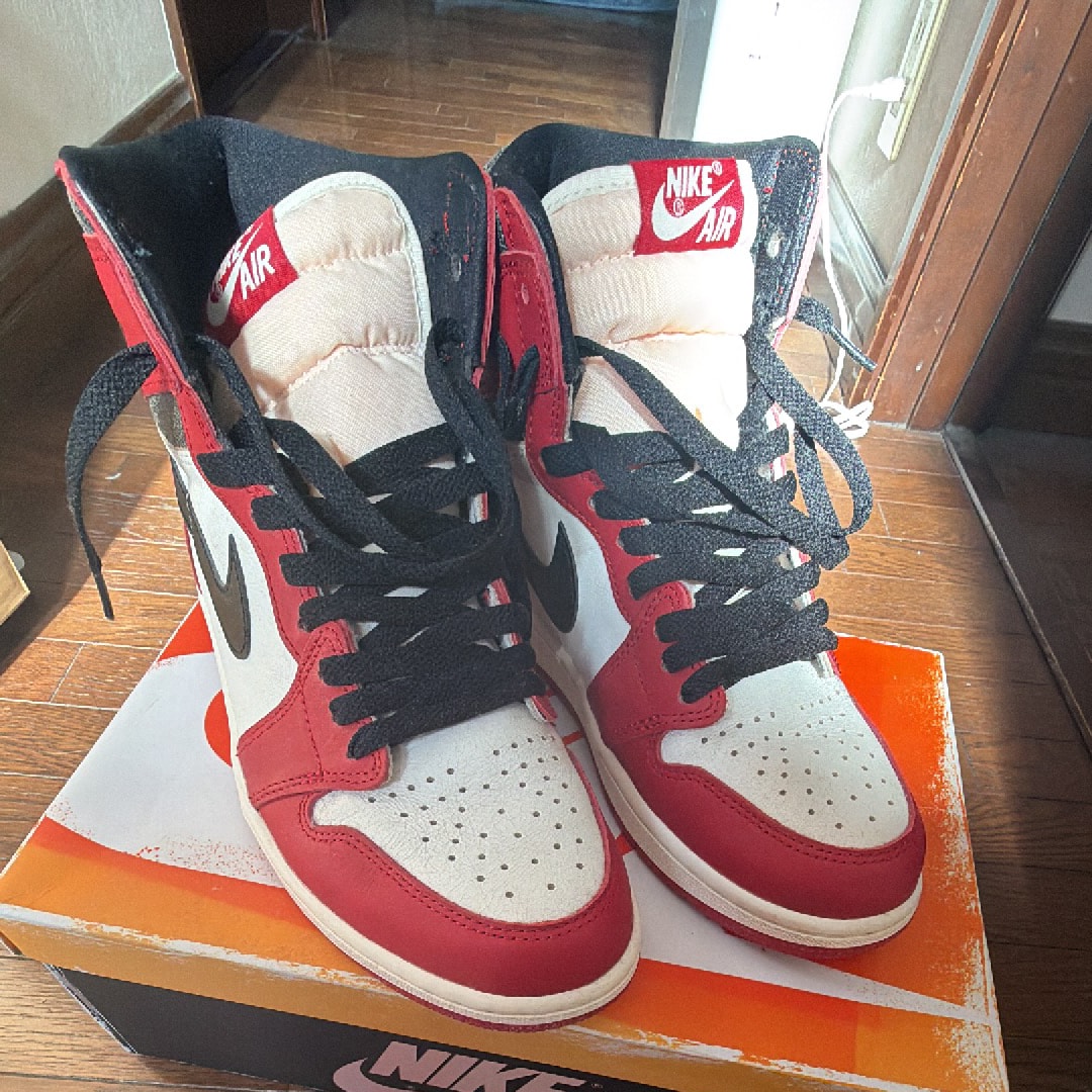 Nike Air Jordan 1 High OG "Lost & Found/Chicago"