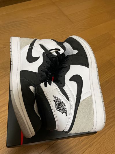 Nike Air Jordan 1 High OG "Bleached Coral"