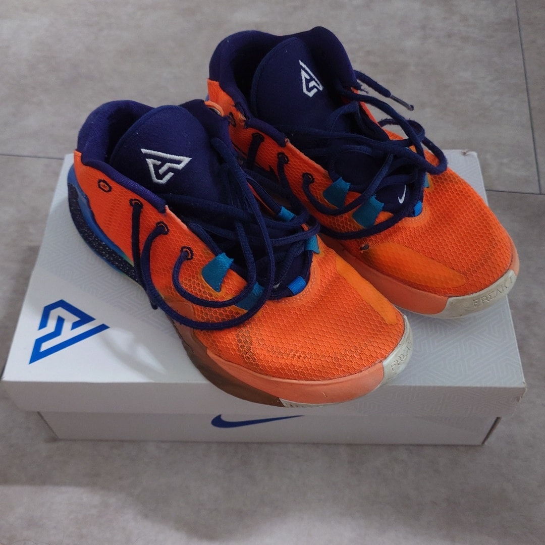 Nike Zoom Freak 1 "Total Orange/Midnight Navy-White"