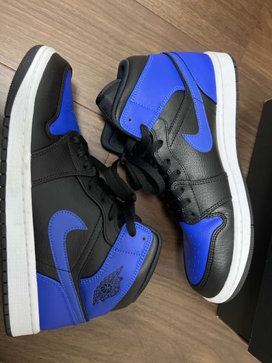 Nike Air Jordan 1 Mid "Hyper Royal"
