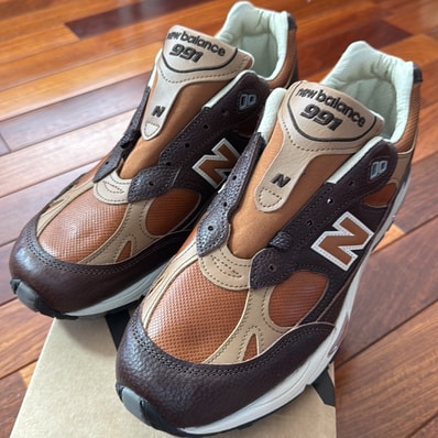 New Balance 991 Made in UK "Chocolate Plum/Caramel Cafe"