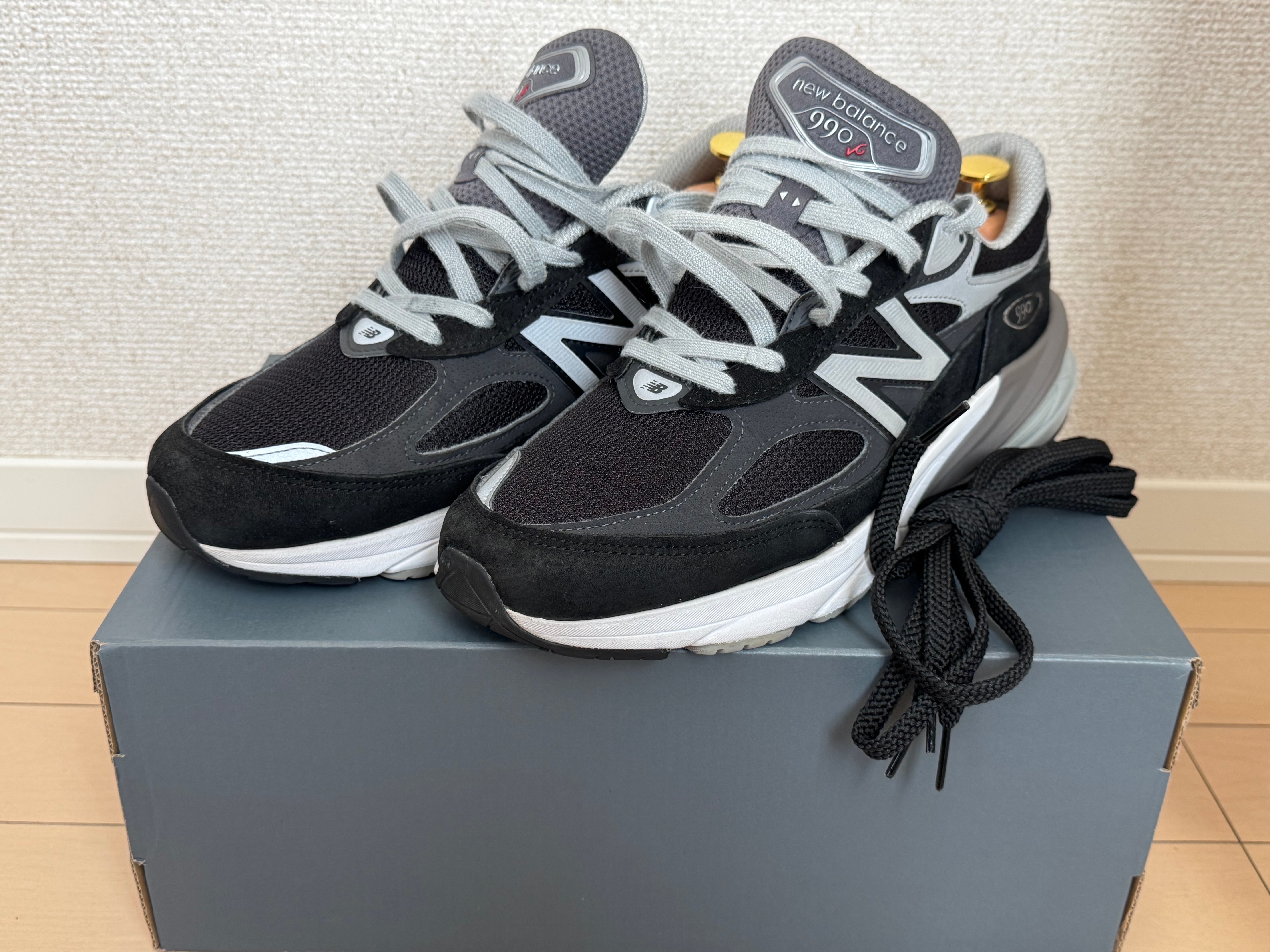 New Balance 990V6 "Black" (Heel NB Logo)