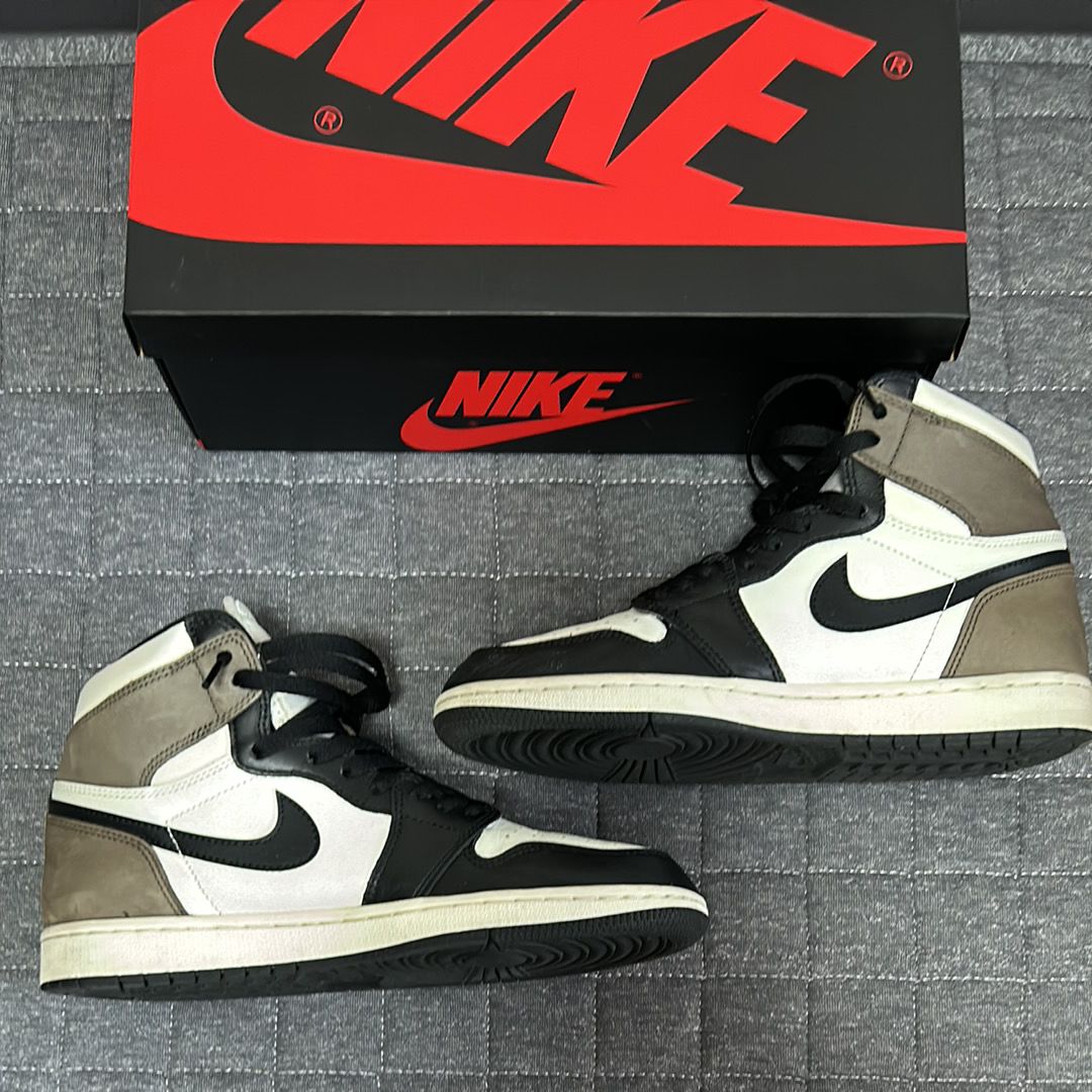 Nike Air Jordan 1 High OG "Sail/Dark Mocha/Black"